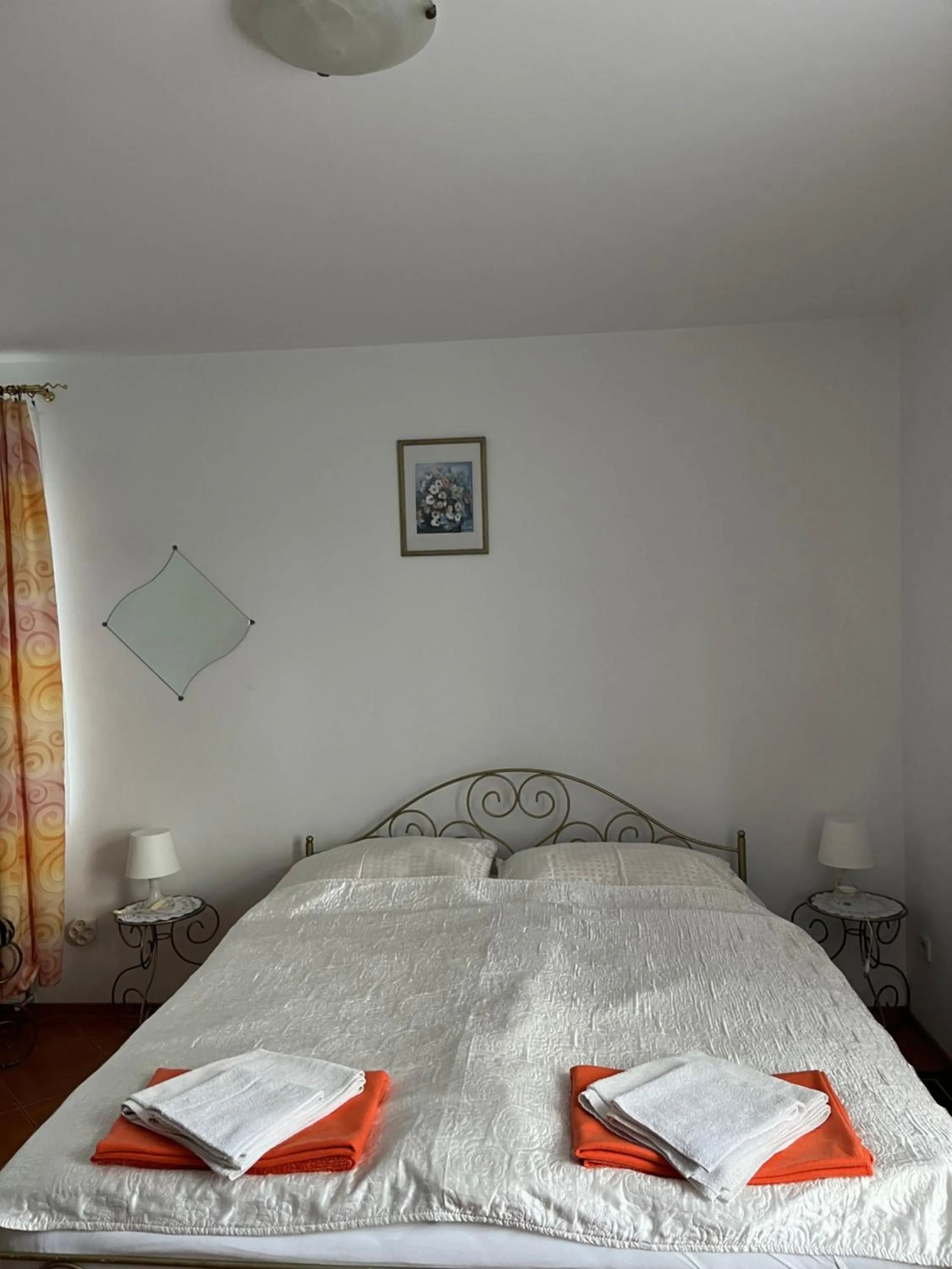 Bed in Willa Secesja