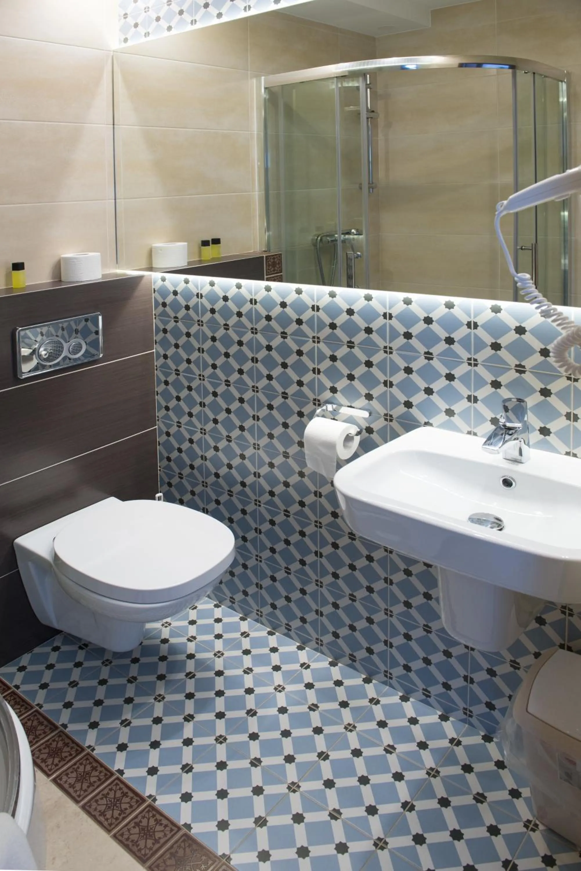 Shower in Villa Andalucia SPA & Leisure