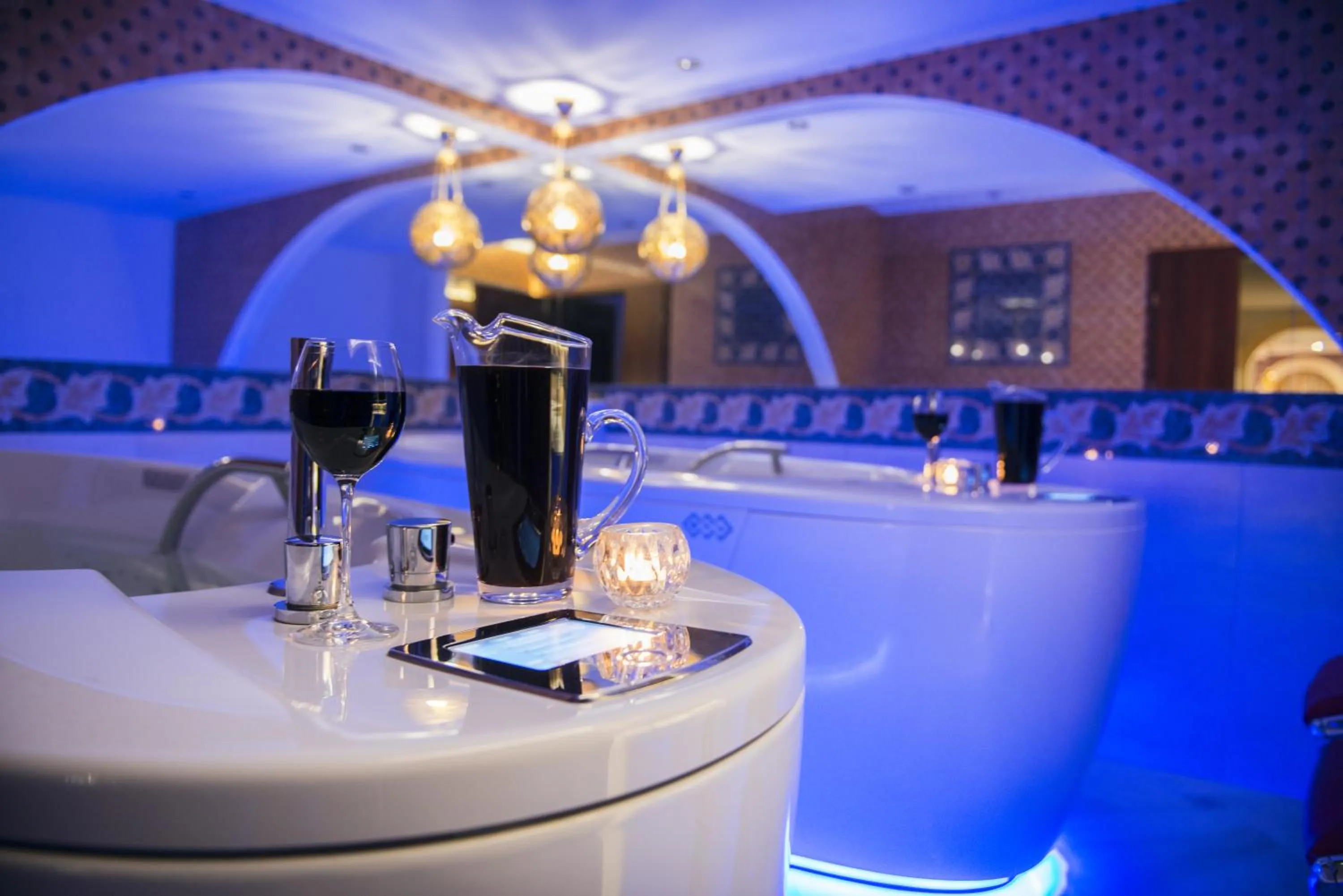 Hot Tub in Villa Andalucia SPA & Leisure