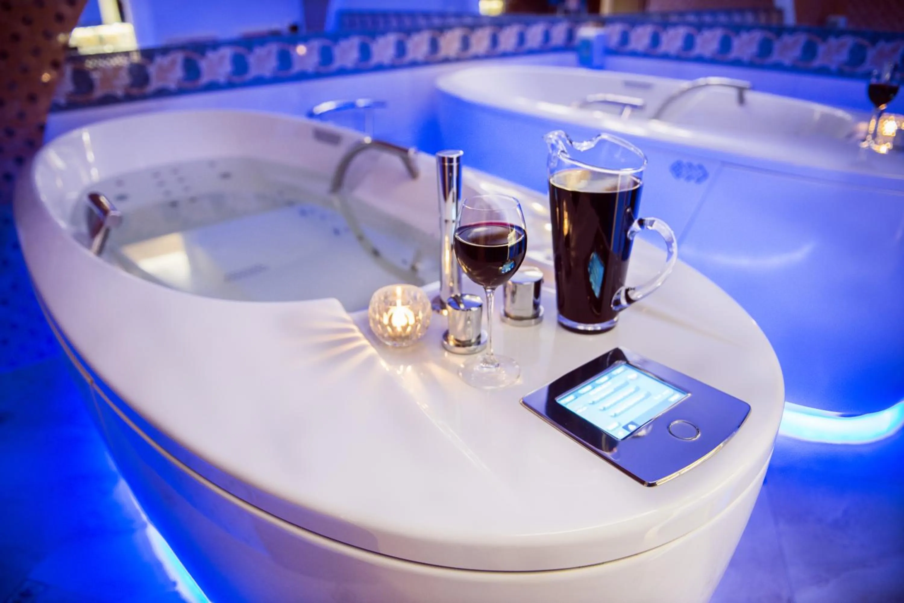 Hot Tub in Villa Andalucia SPA & Leisure