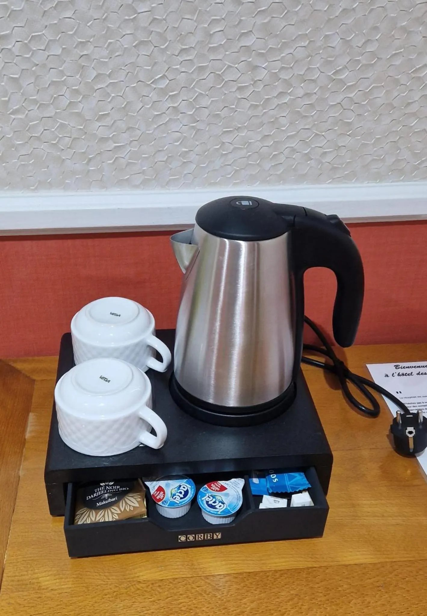 Coffee/tea facilities in Hotel des Arts - Cite Bergere