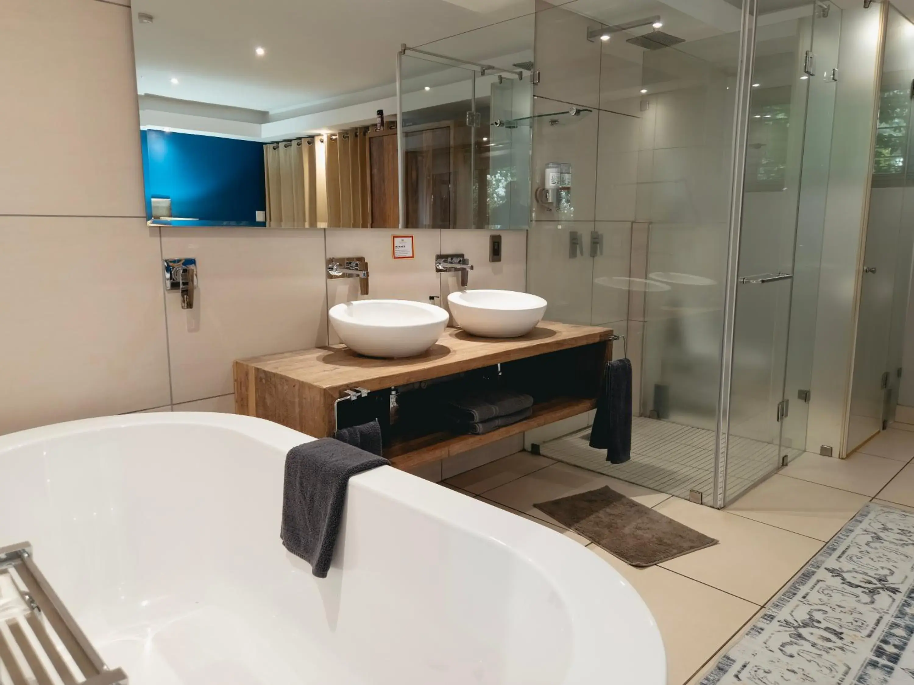 Double Room with Patio - single occupancy in Highveld Splendour Boutique Bed and Breakfast Double Room with Patio - single occupancy in Highveld Splendour Boutique Bed and Breakfast