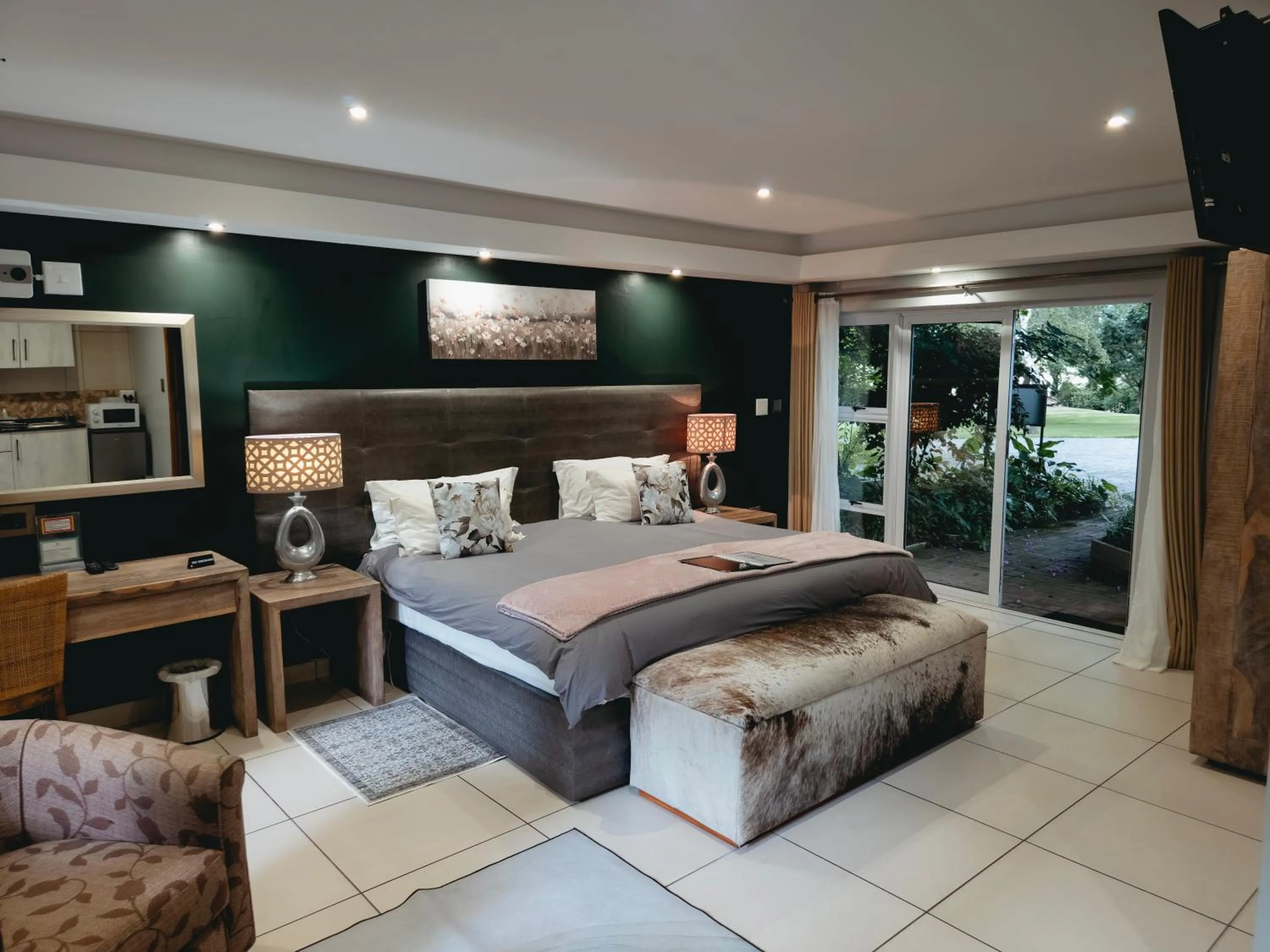 Bed in Highveld Splendour Boutique Bed and Breakfast