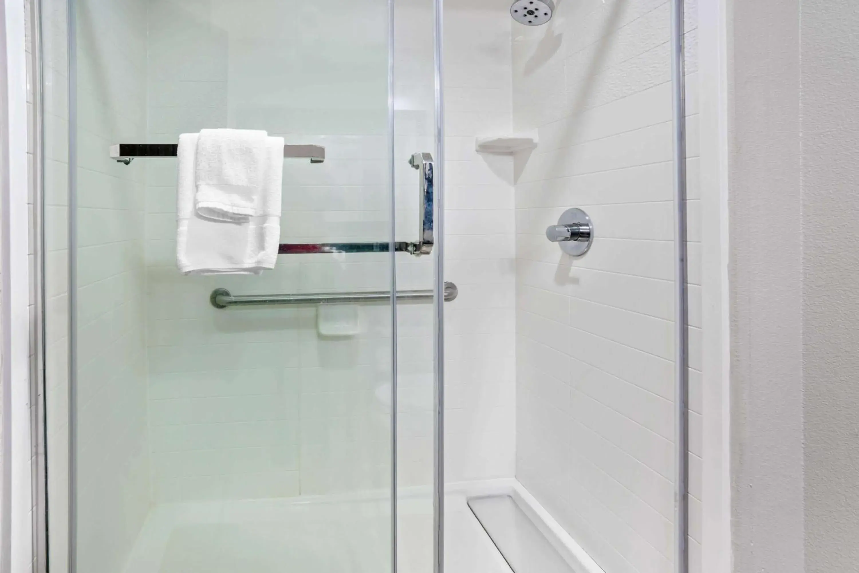 Queen Room with Two Queen Beds in La Quinta by Wyndham College Station South Queen Room with Two Queen Beds in La Quinta by Wyndham College Station South