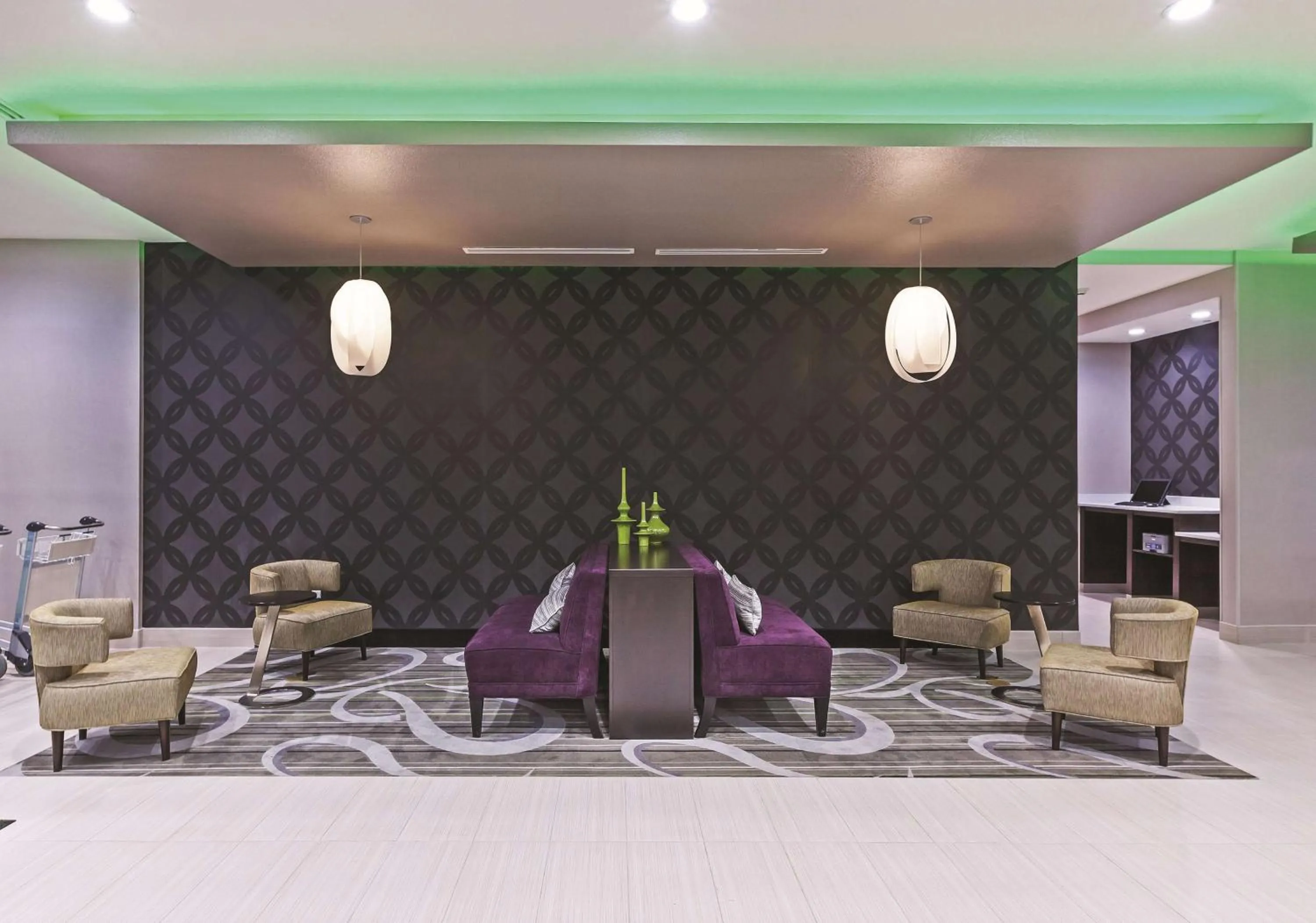 Lobby or reception in La Quinta by Wyndham College Station South
