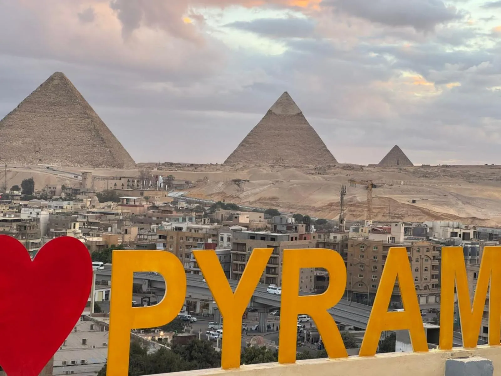RAFiF Pyramids View Hotel