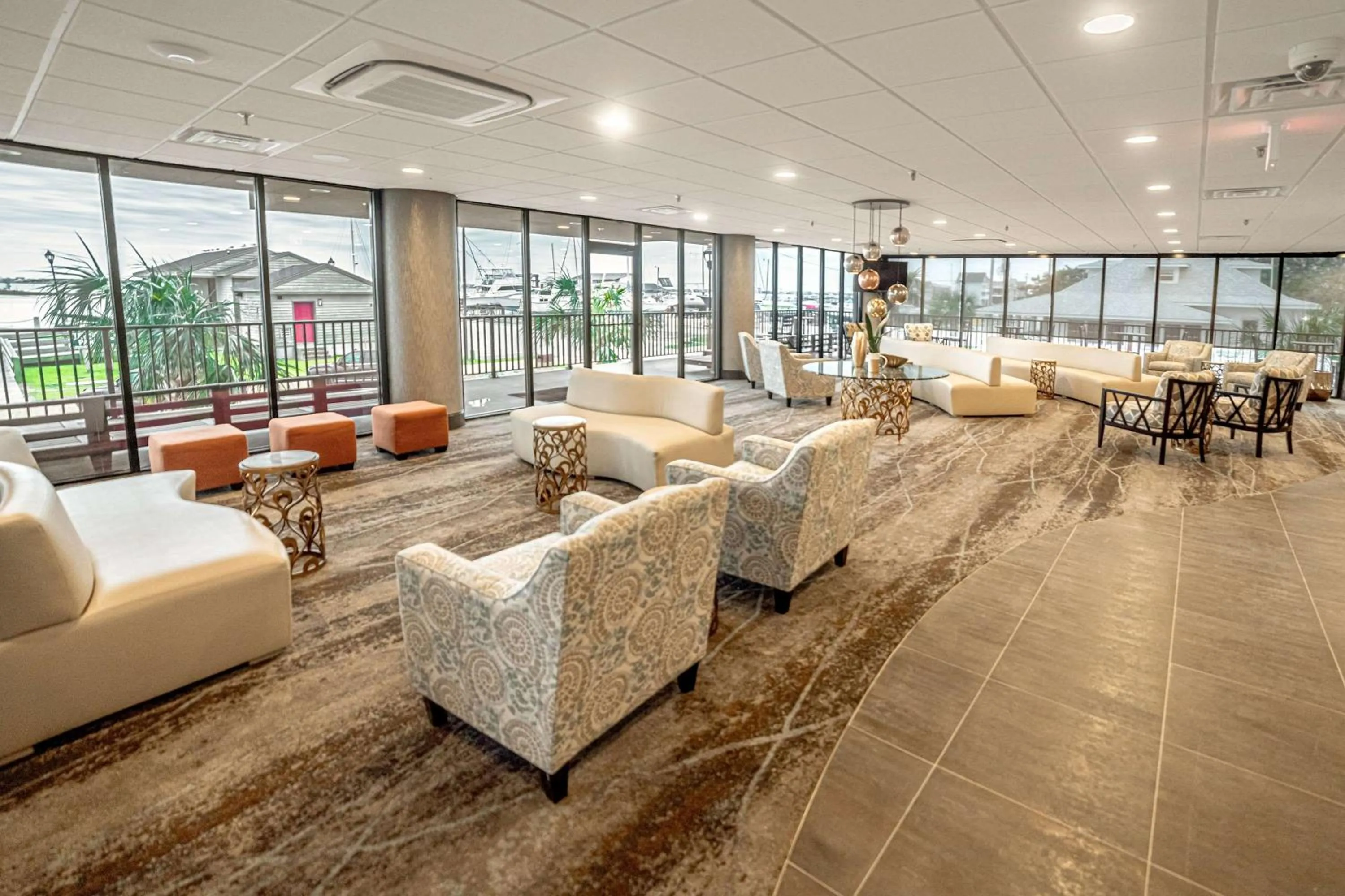 Lobby or reception in Bask Hotel at Big Rock Landing