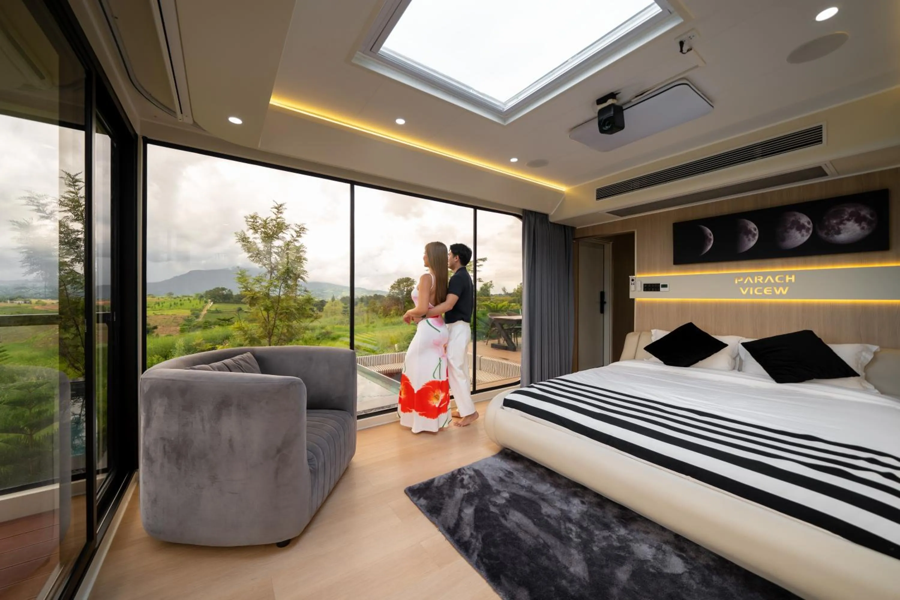 Bed in PARACH RESORT KHAOKHo