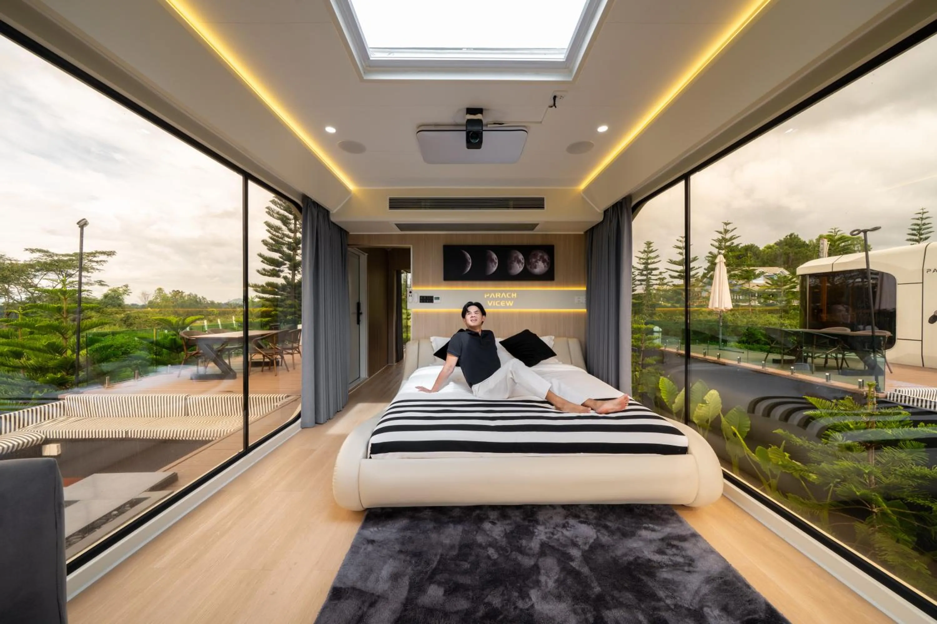 Bed in PARACH RESORT KHAOKHo