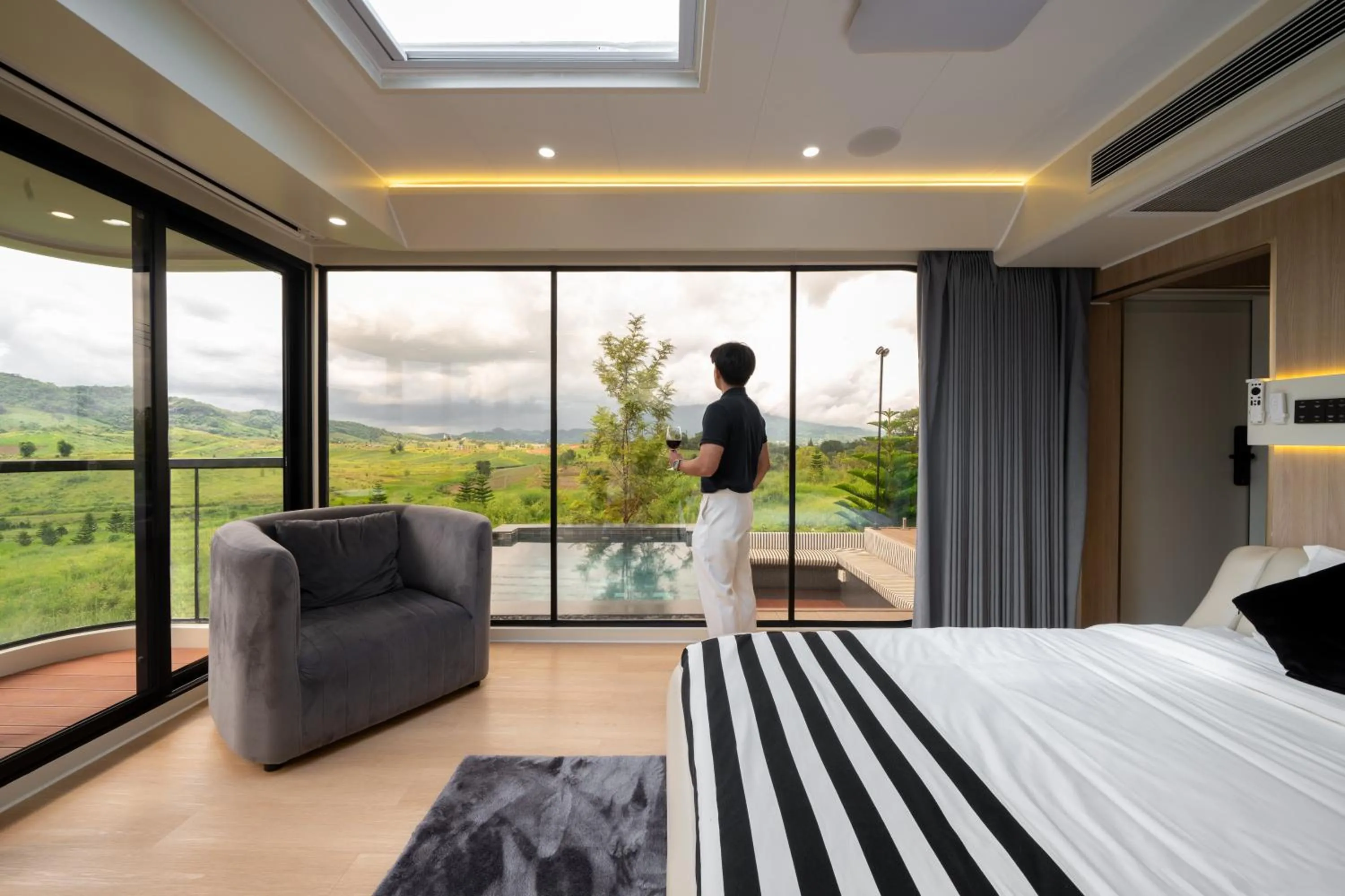 Bed in PARACH RESORT KHAOKHo