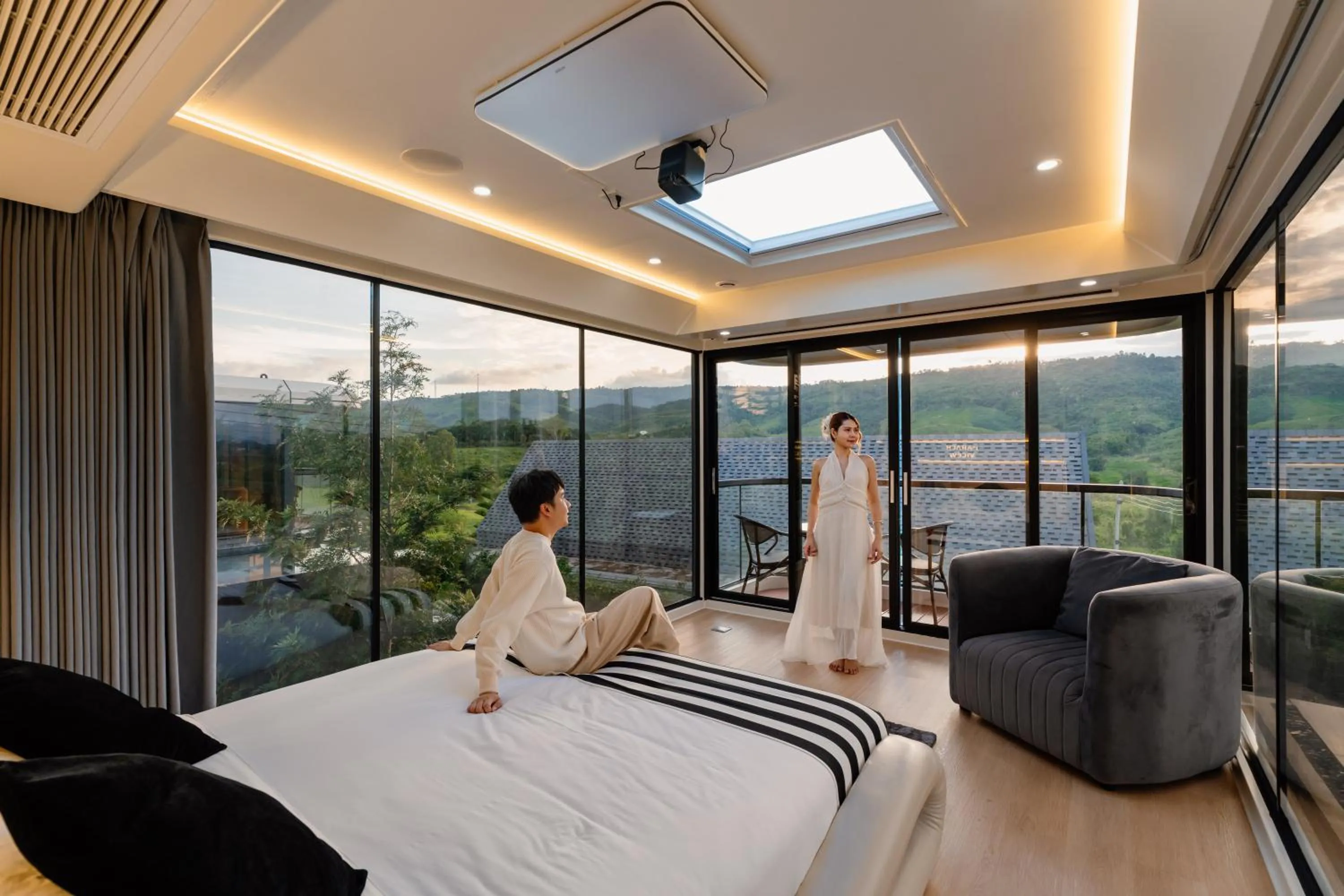 Bed in PARACH RESORT KHAOKHo
