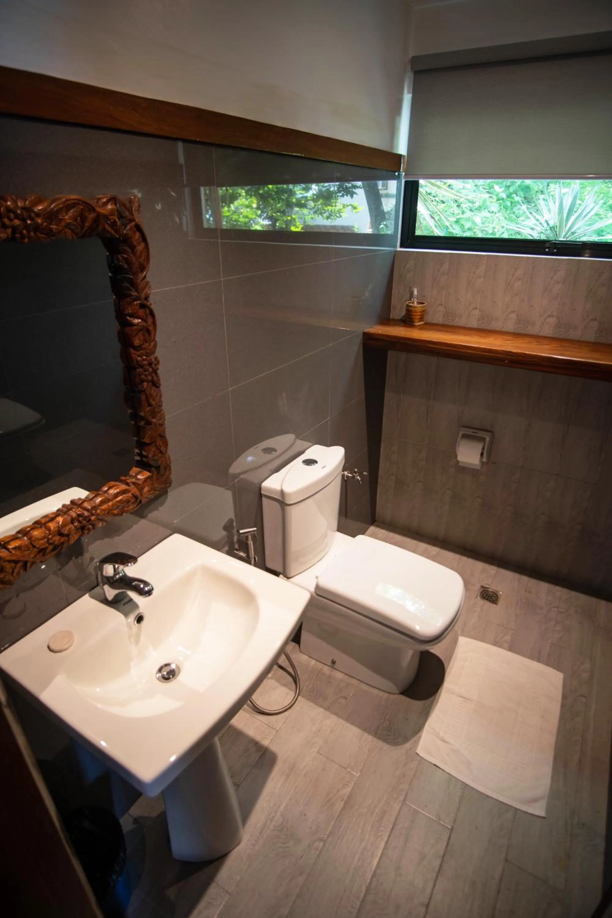 Bathroom in La Estancia Busuanga