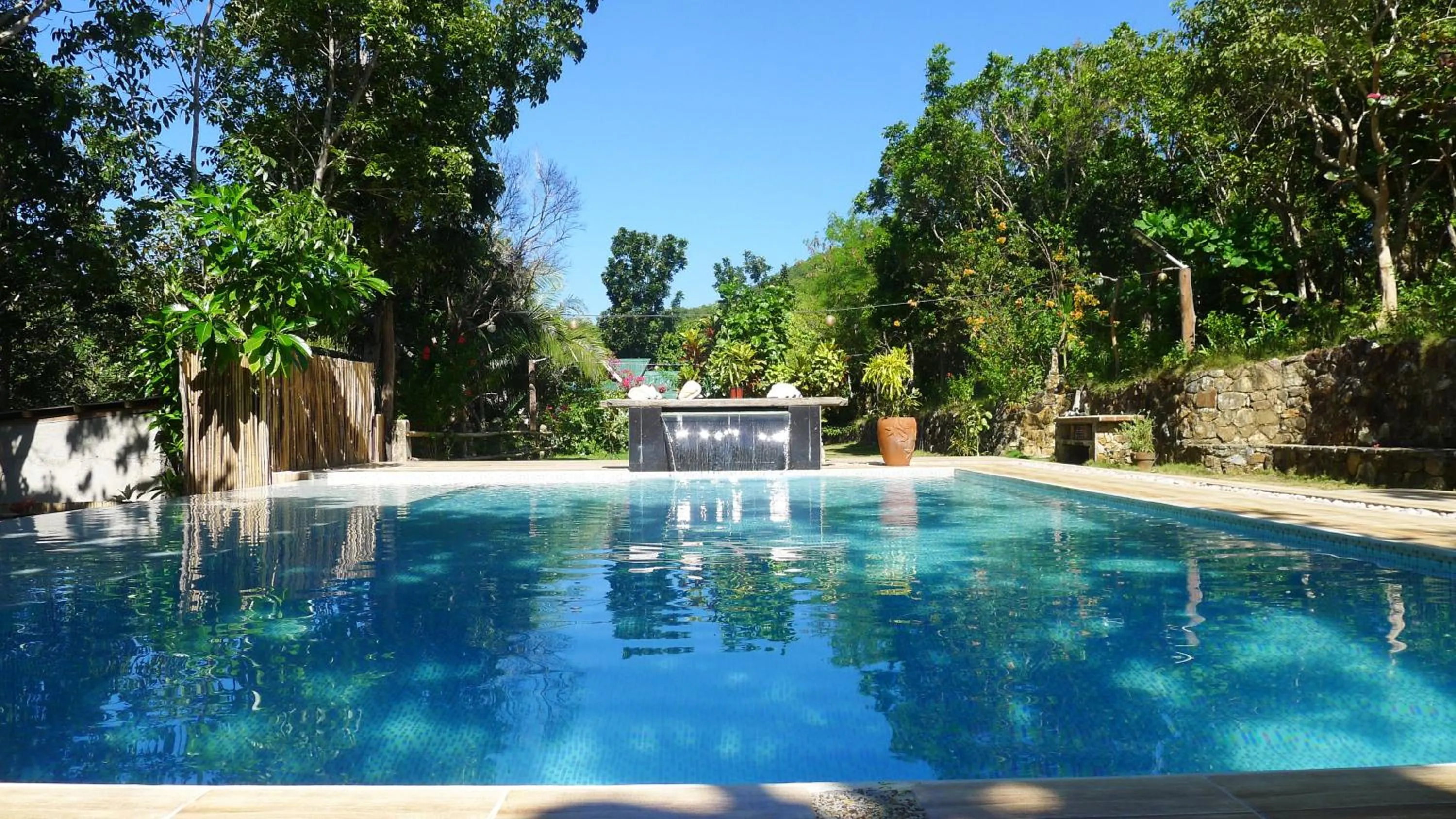 Swimming pool in La Estancia Busuanga