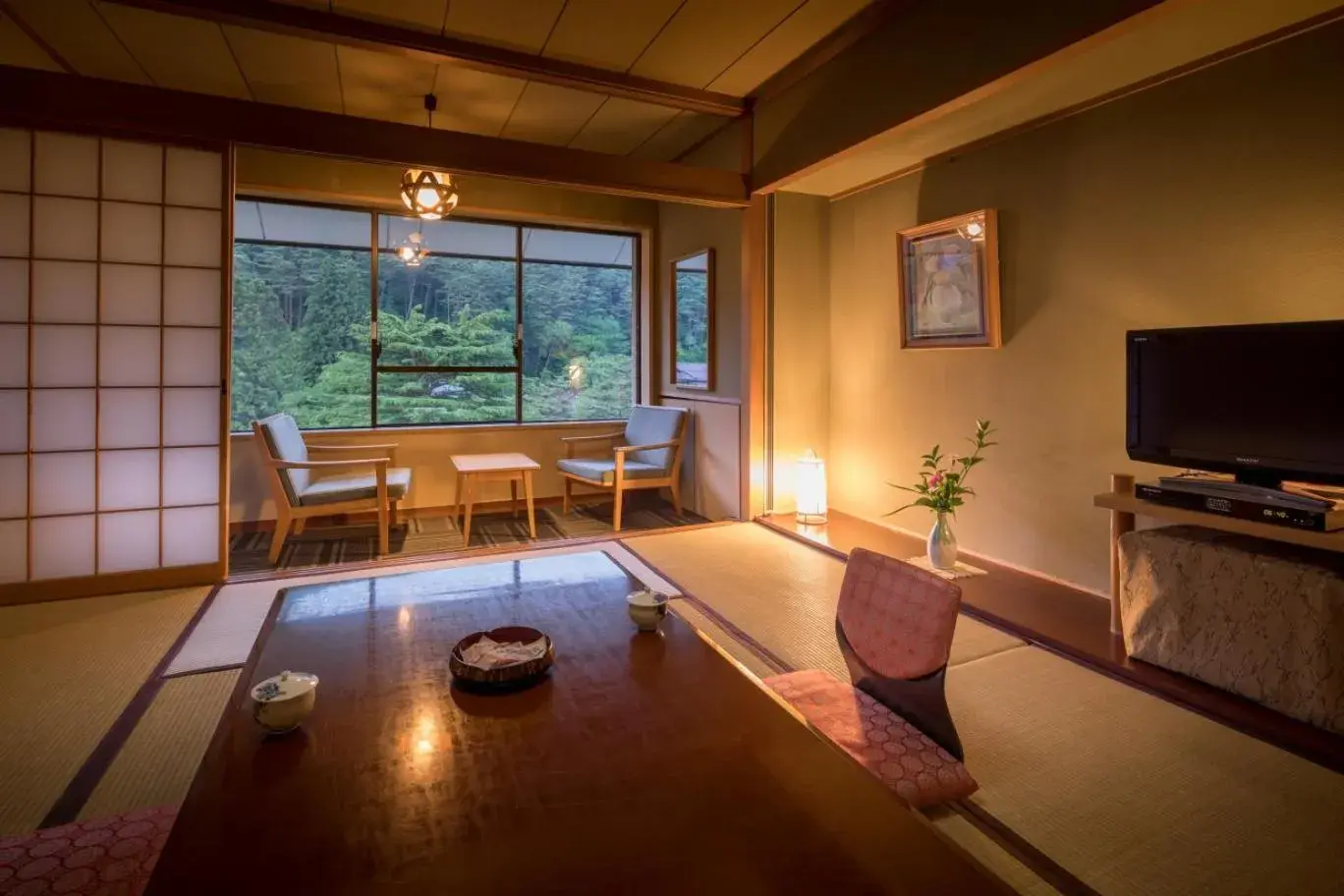 Photo of the whole room in Hotel Koyokan Photo of the whole room in Hotel Koyokan