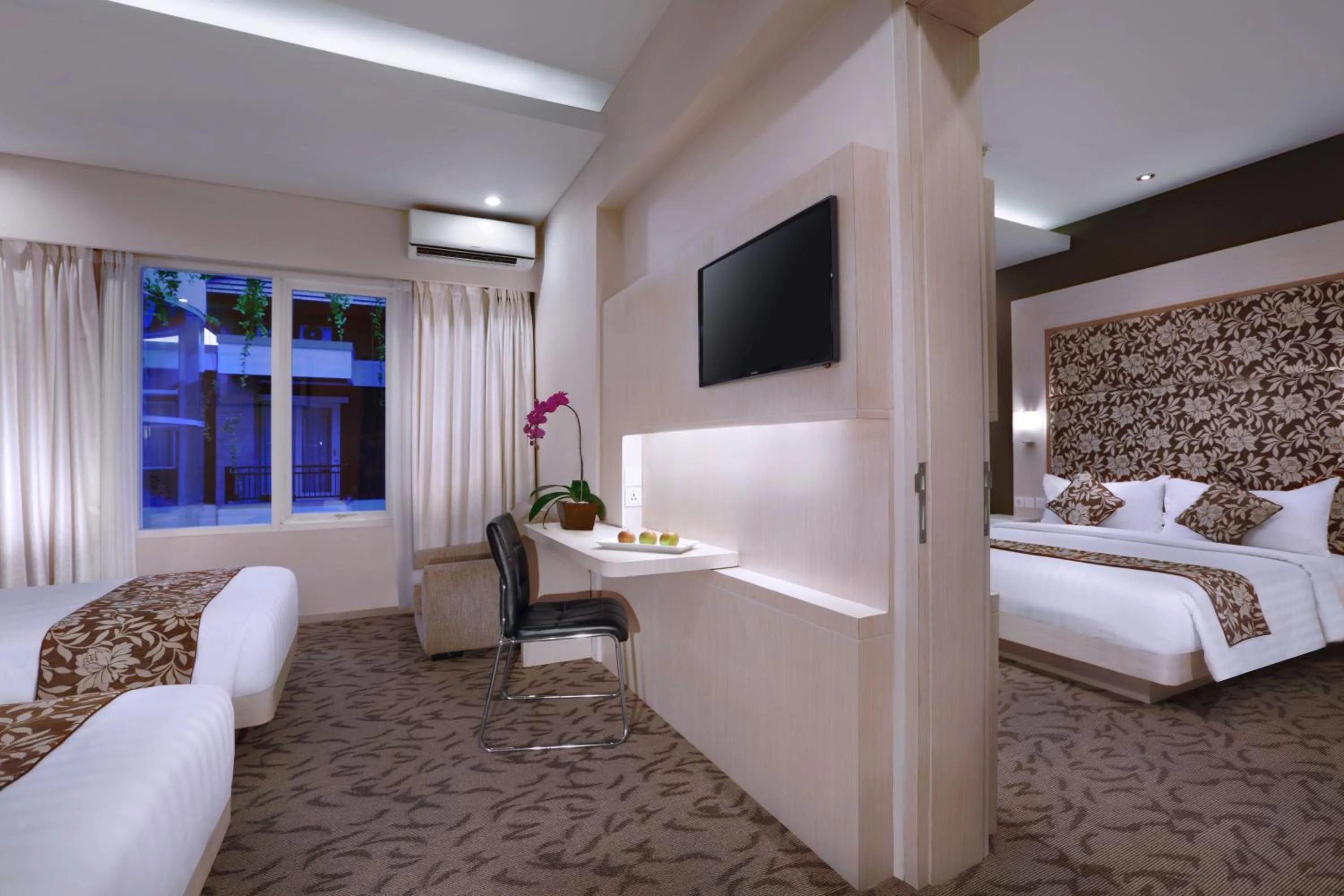 Bedroom, Bed in Quest San Denpasar by ASTON