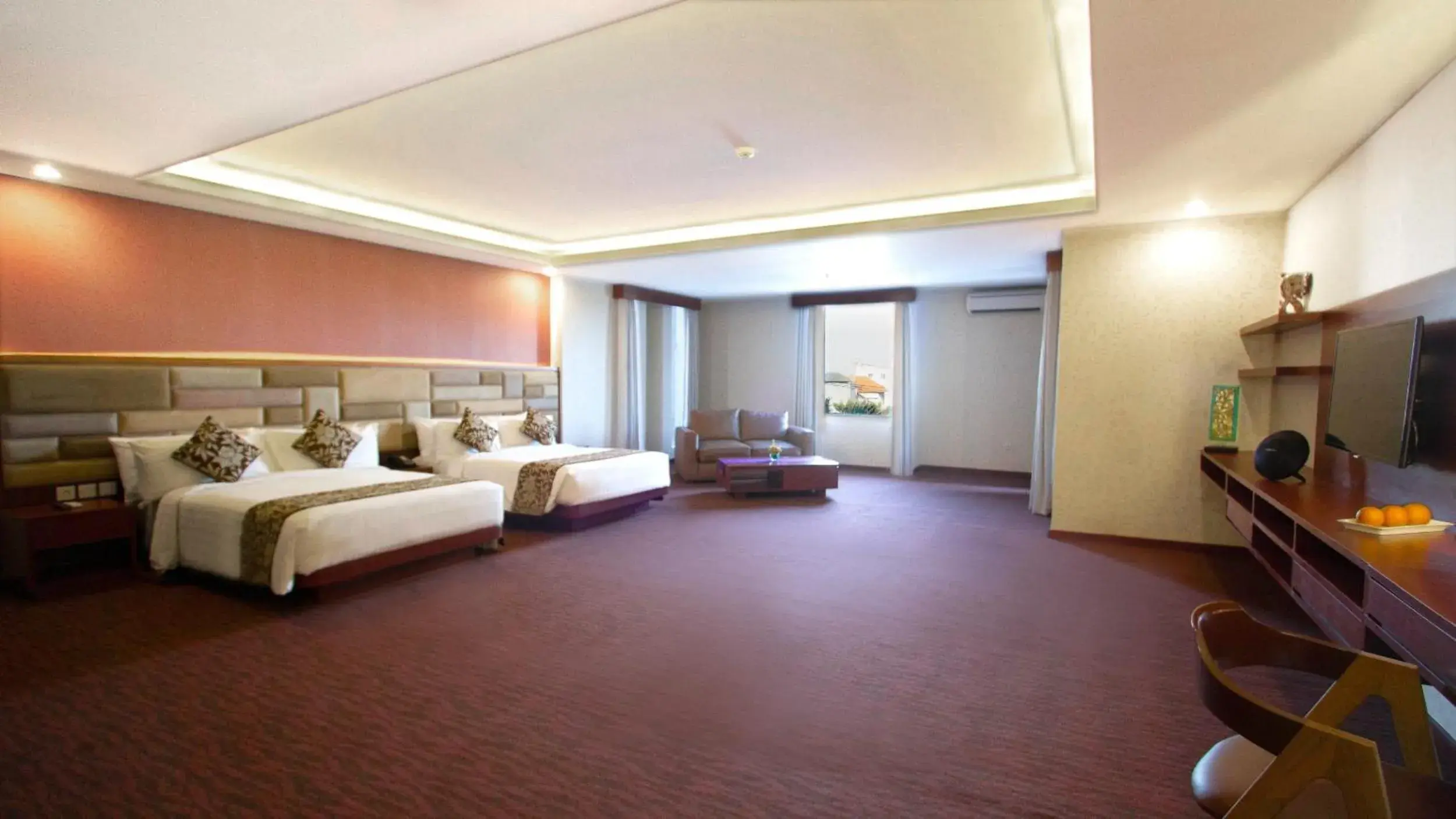 Photo of the whole room, Bed in Quest San Denpasar by ASTON Photo of the whole room, Bed in Quest San Denpasar by ASTON