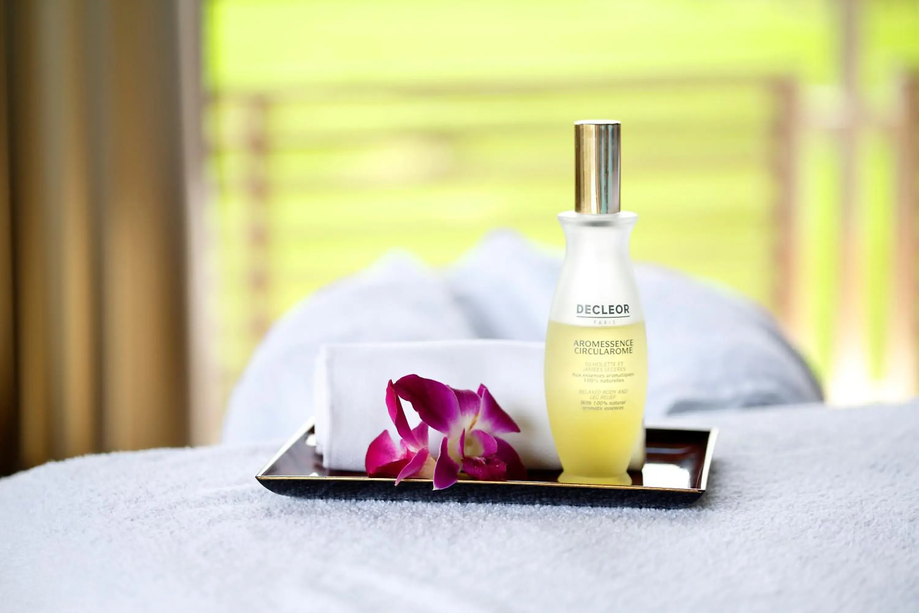 Massage, Bed in The LUXE Ubud - a Boutique Hotel Massage, Bed in The LUXE Ubud - a Boutique Hotel