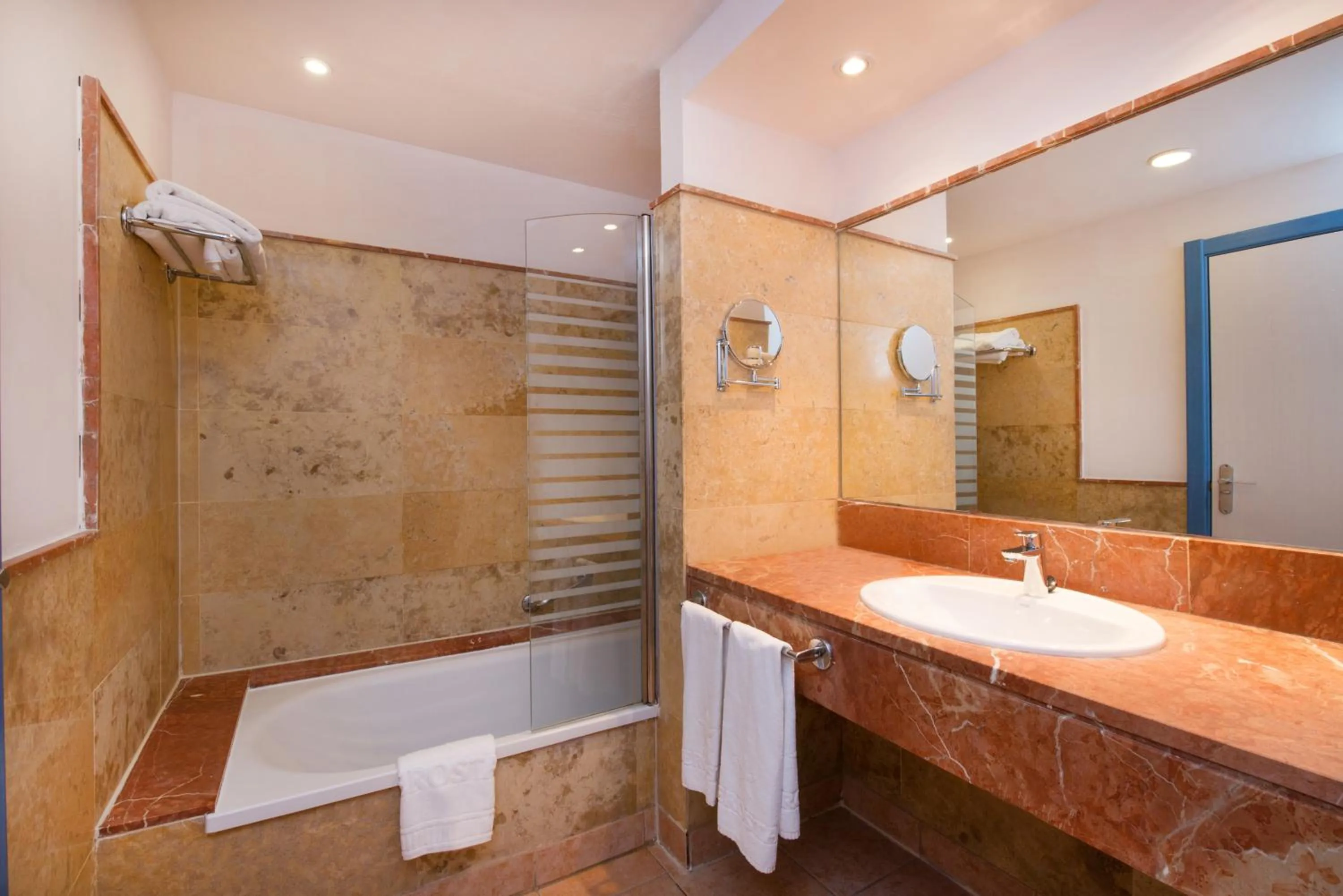 Toilet in Iberostar Waves Playa Gaviotas All Inclusive