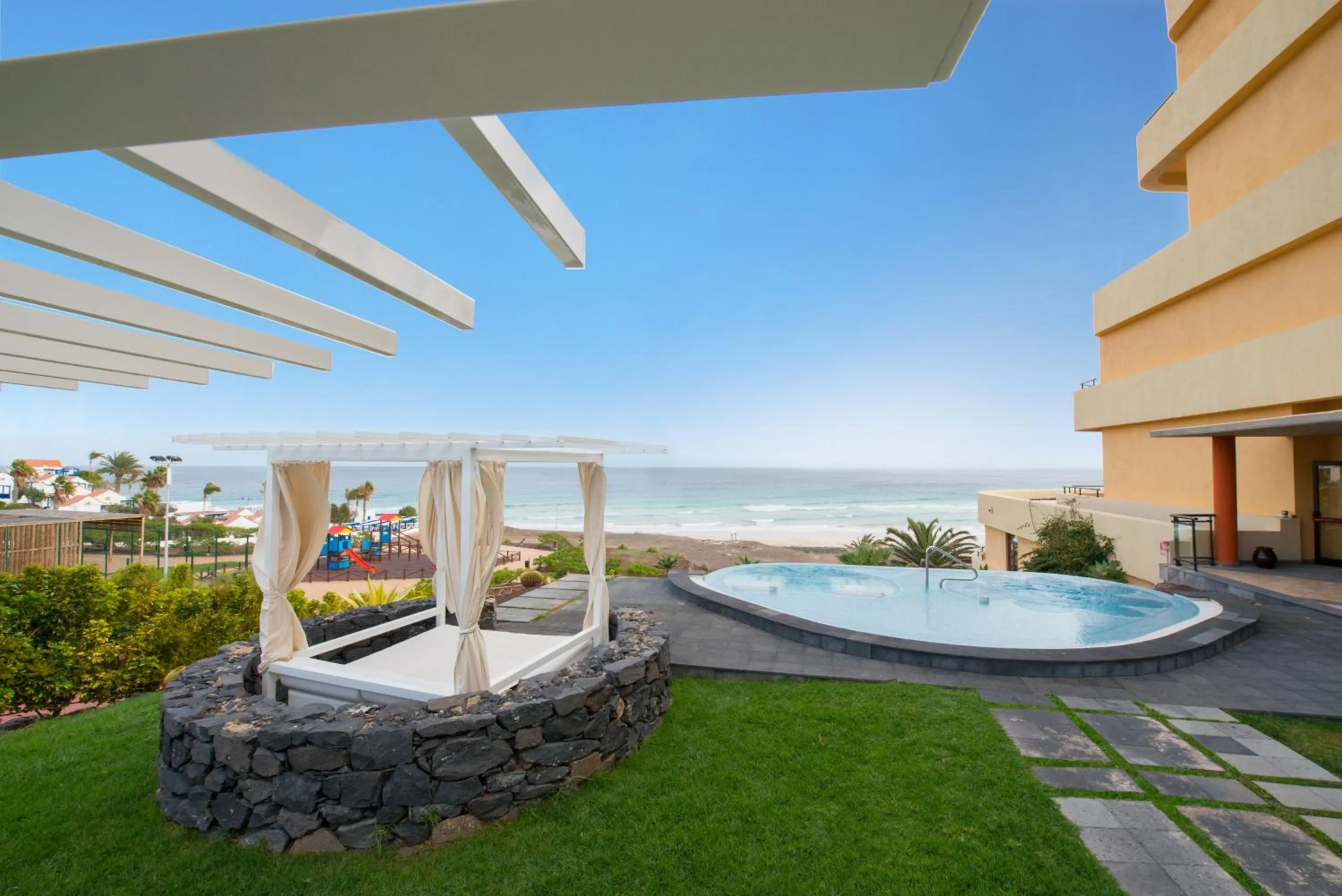 Swimming pool in Iberostar Waves Playa Gaviotas All Inclusive