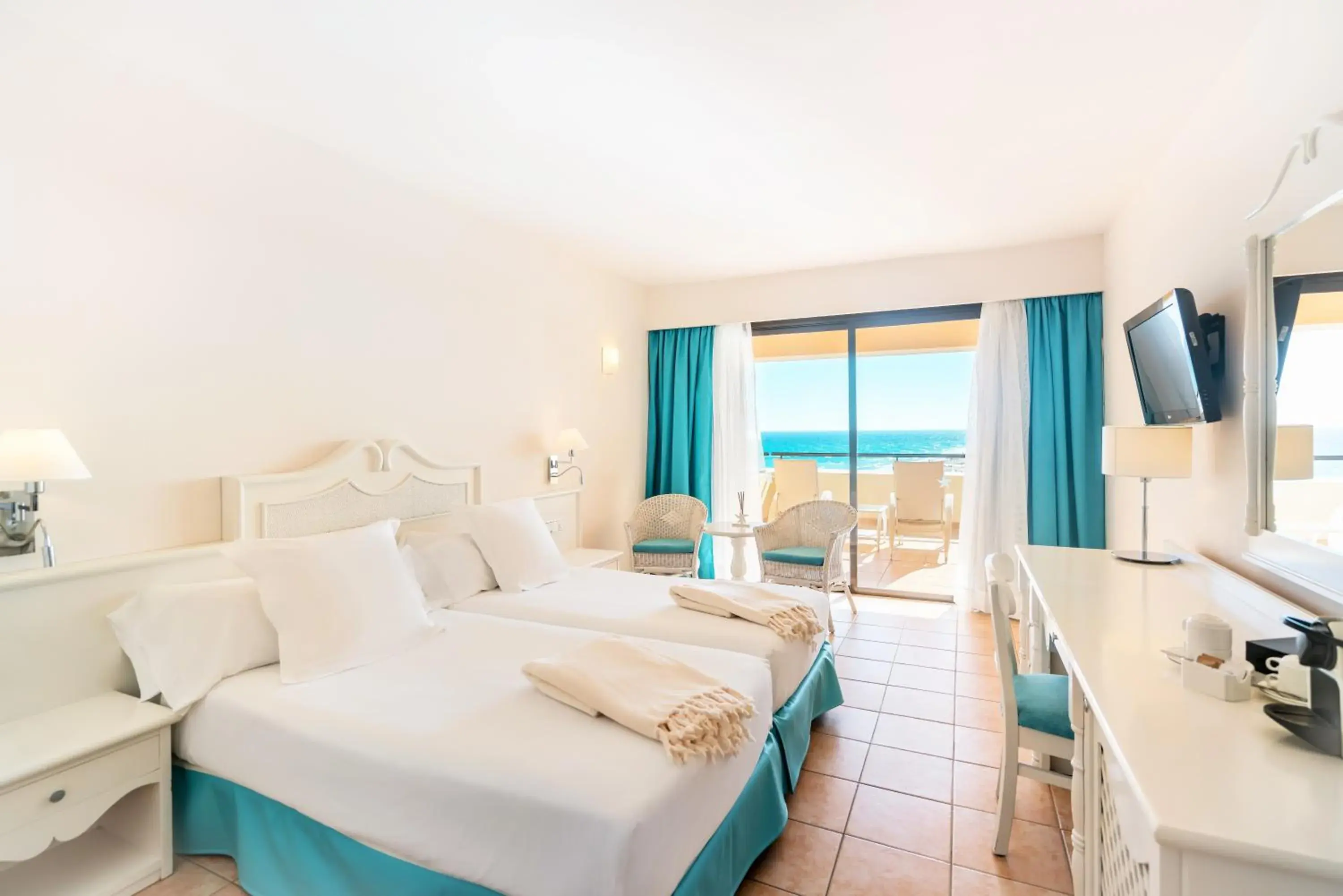 Bedroom, Bed in Iberostar Waves Playa Gaviotas All Inclusive Bedroom, Bed in Iberostar Waves Playa Gaviotas All Inclusive