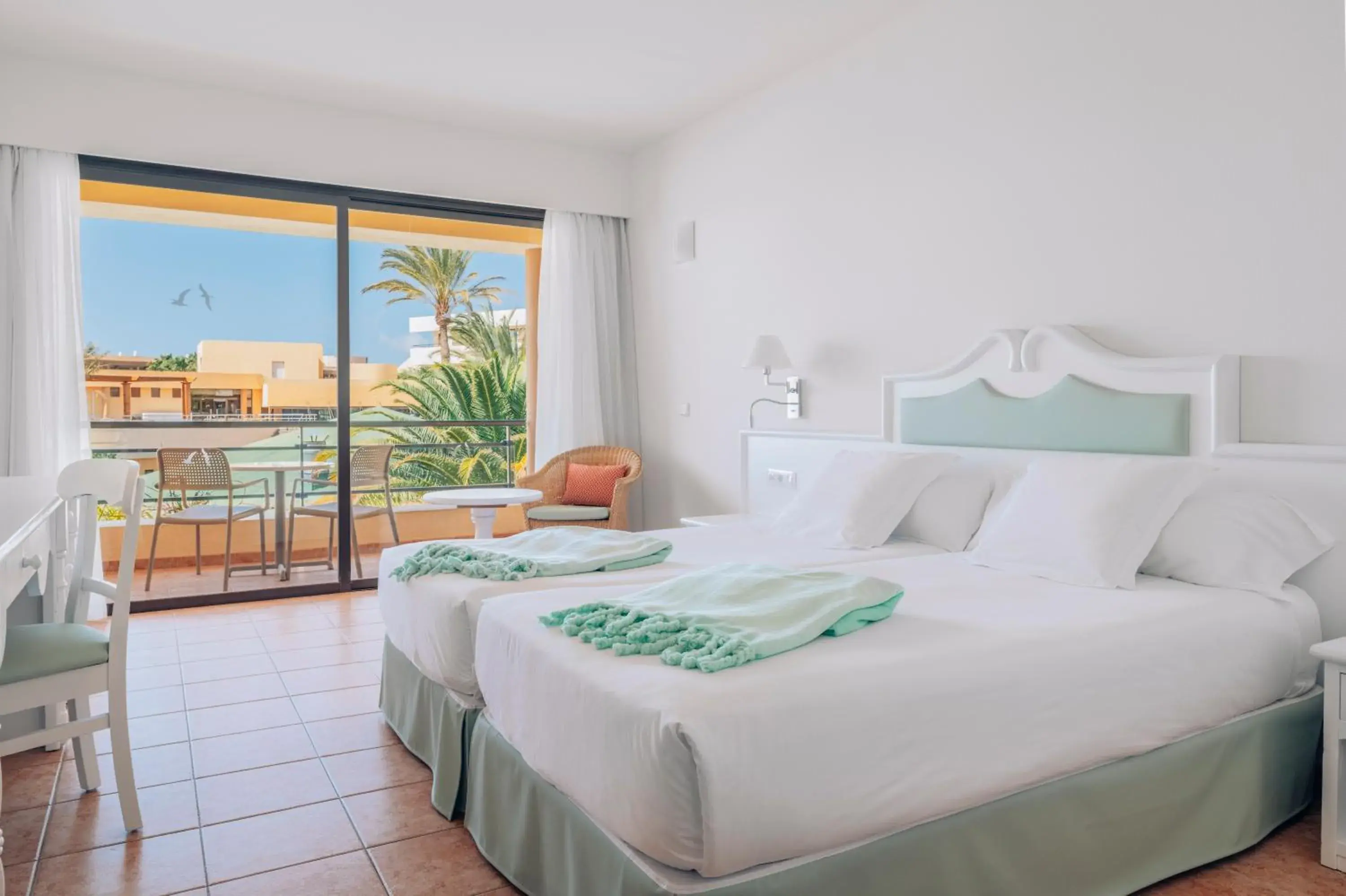 Bedroom, Bed in Iberostar Waves Playa Gaviotas All Inclusive Bedroom, Bed in Iberostar Waves Playa Gaviotas All Inclusive
