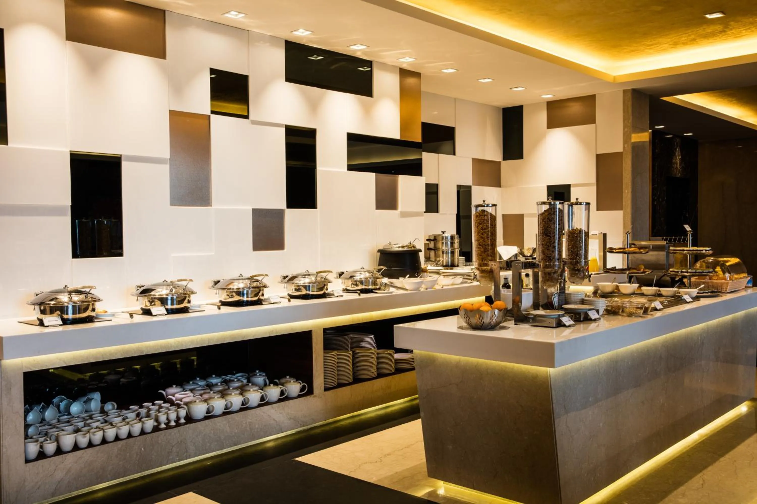 Lounge or bar in Oakwood Residence Kapil Hyderabad