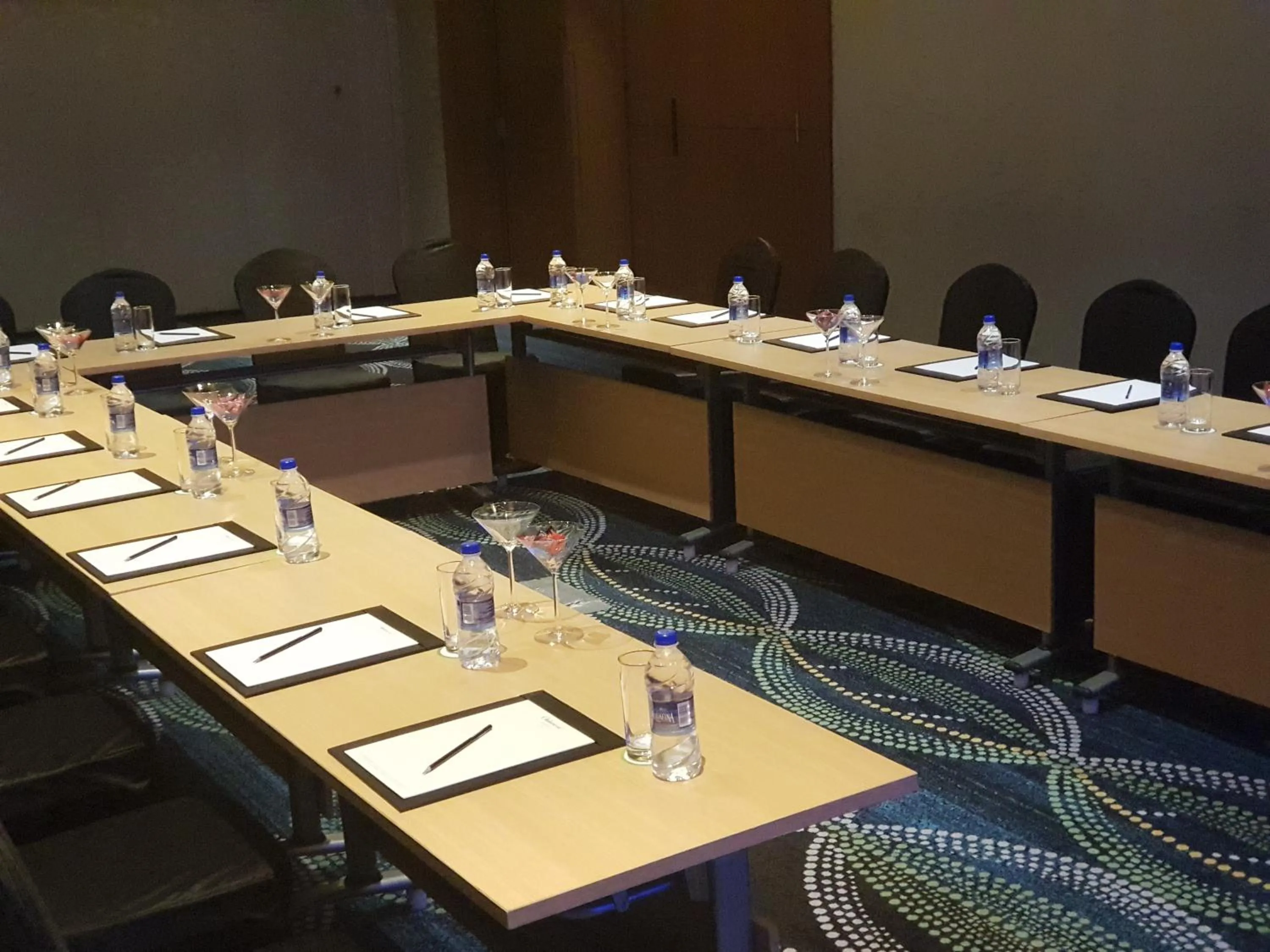 Business facilities in Oakwood Residence Kapil Hyderabad