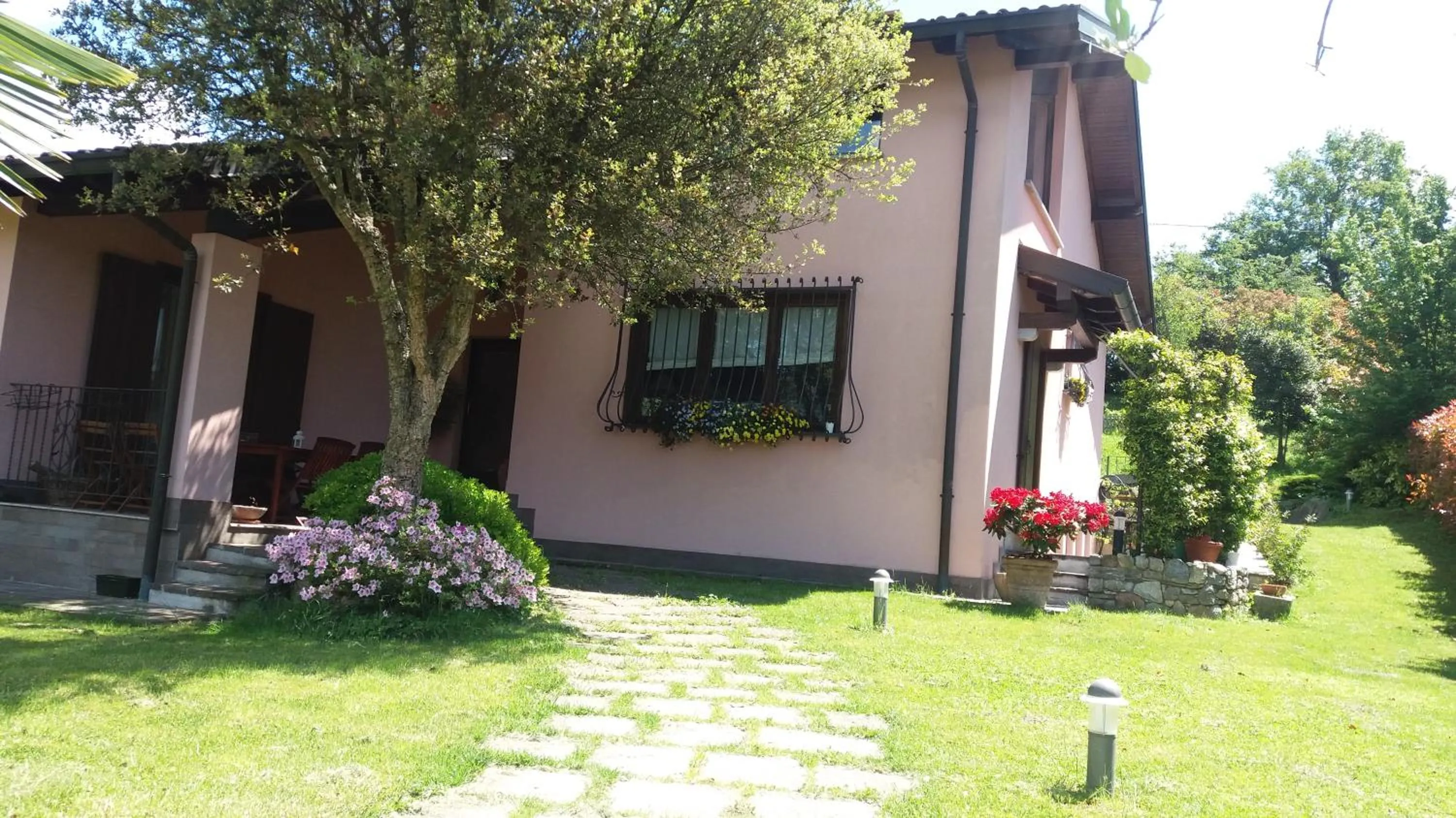 Property building in Villa Campo dei Fiori