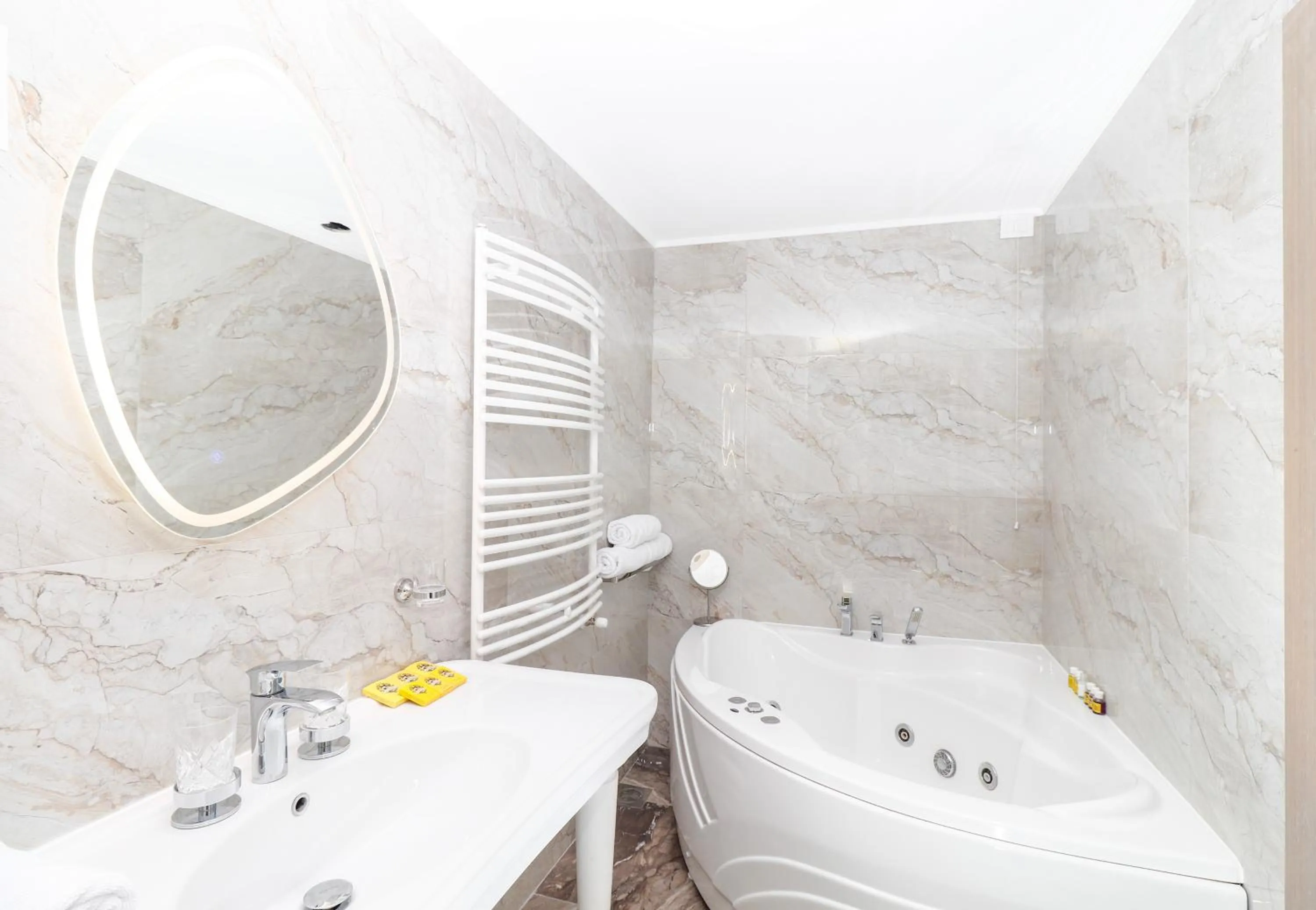 Garni Hotel Leopold I