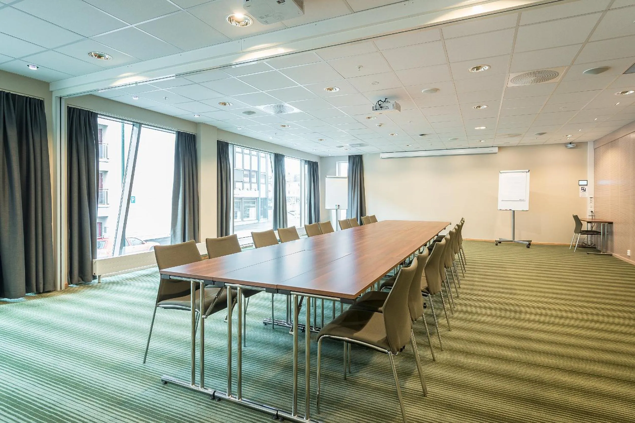 Meeting/conference room in Home Hotel Helma