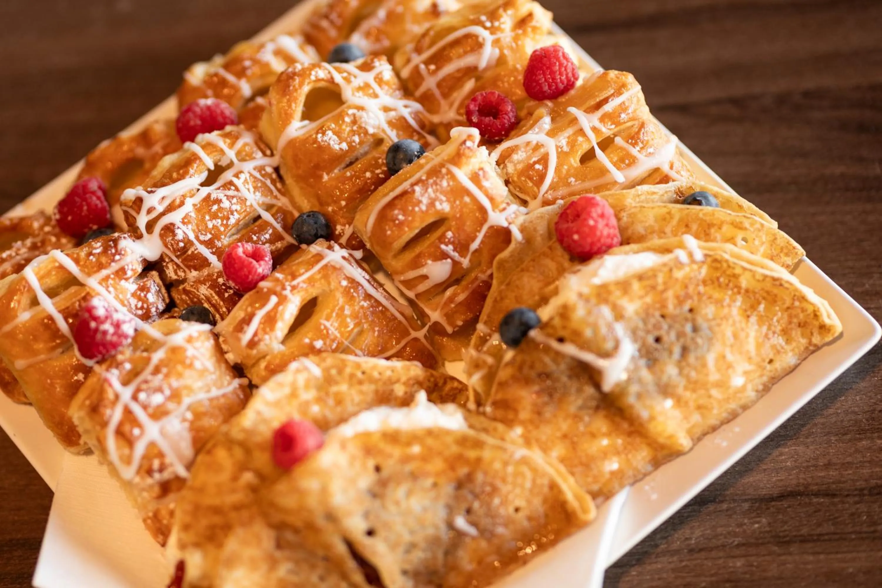 Restaurant/places to eat in Home Hotel Helma