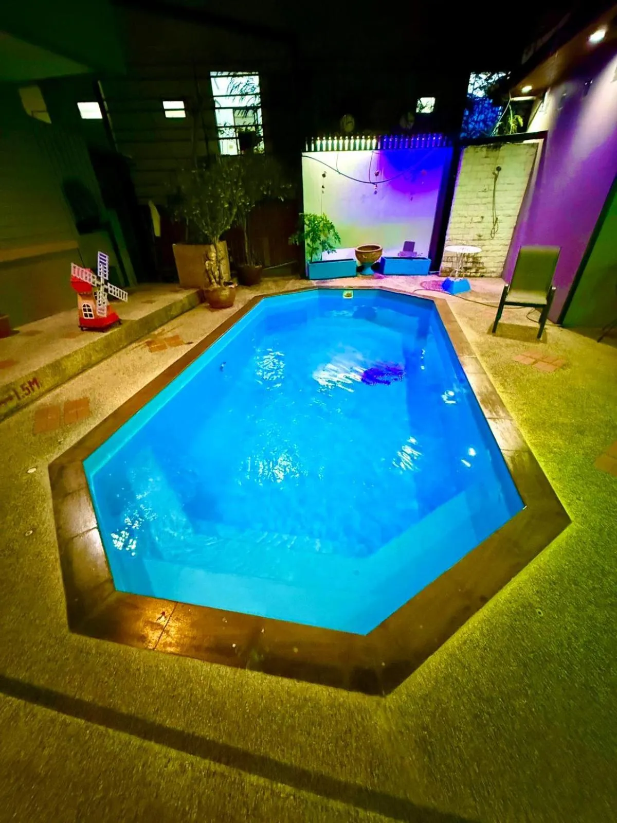 Swimming pool in Hill Side Patong Hotel