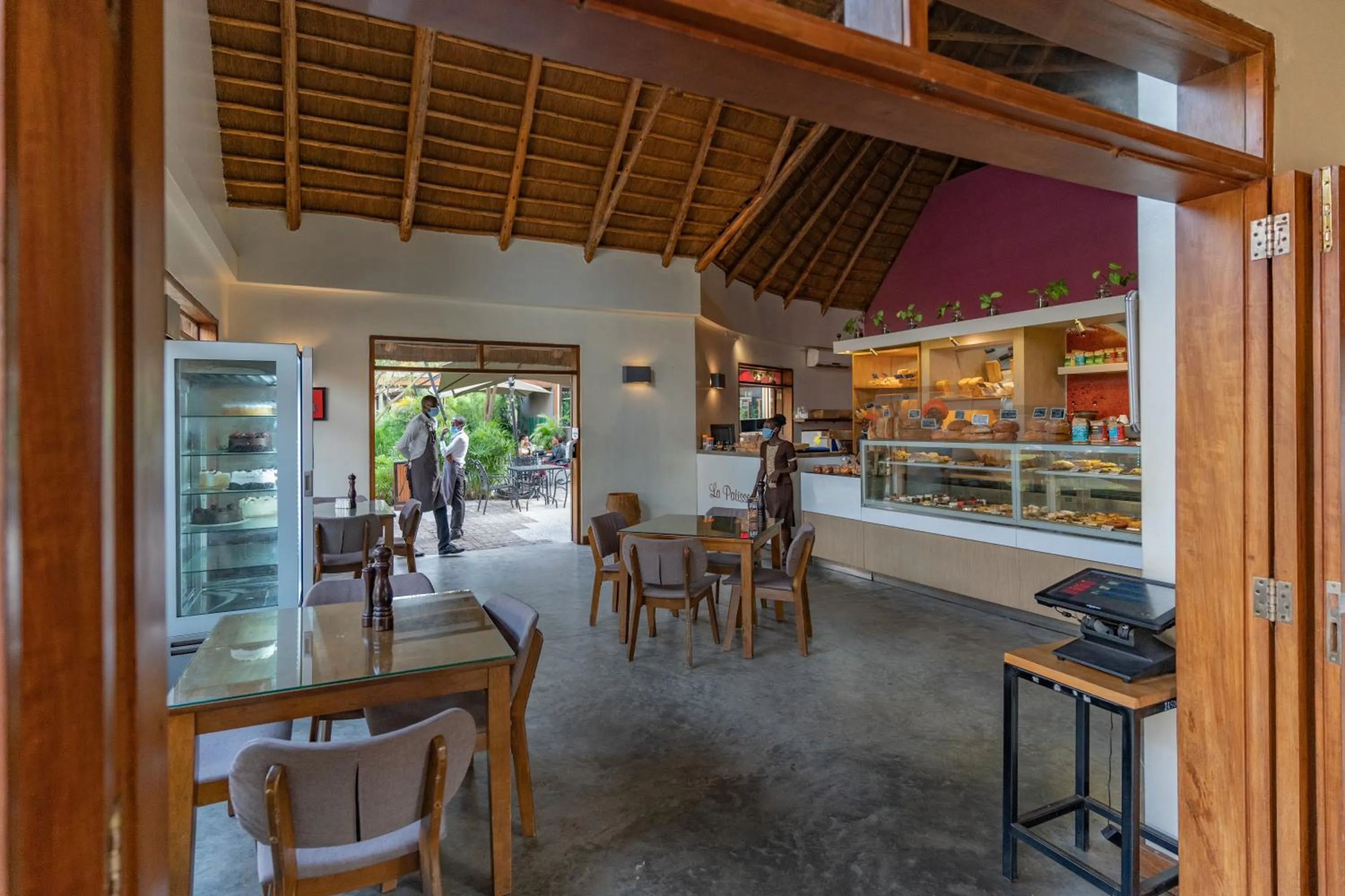 Restaurant/places to eat in Le Petit Village Boutique Hotel & Spa