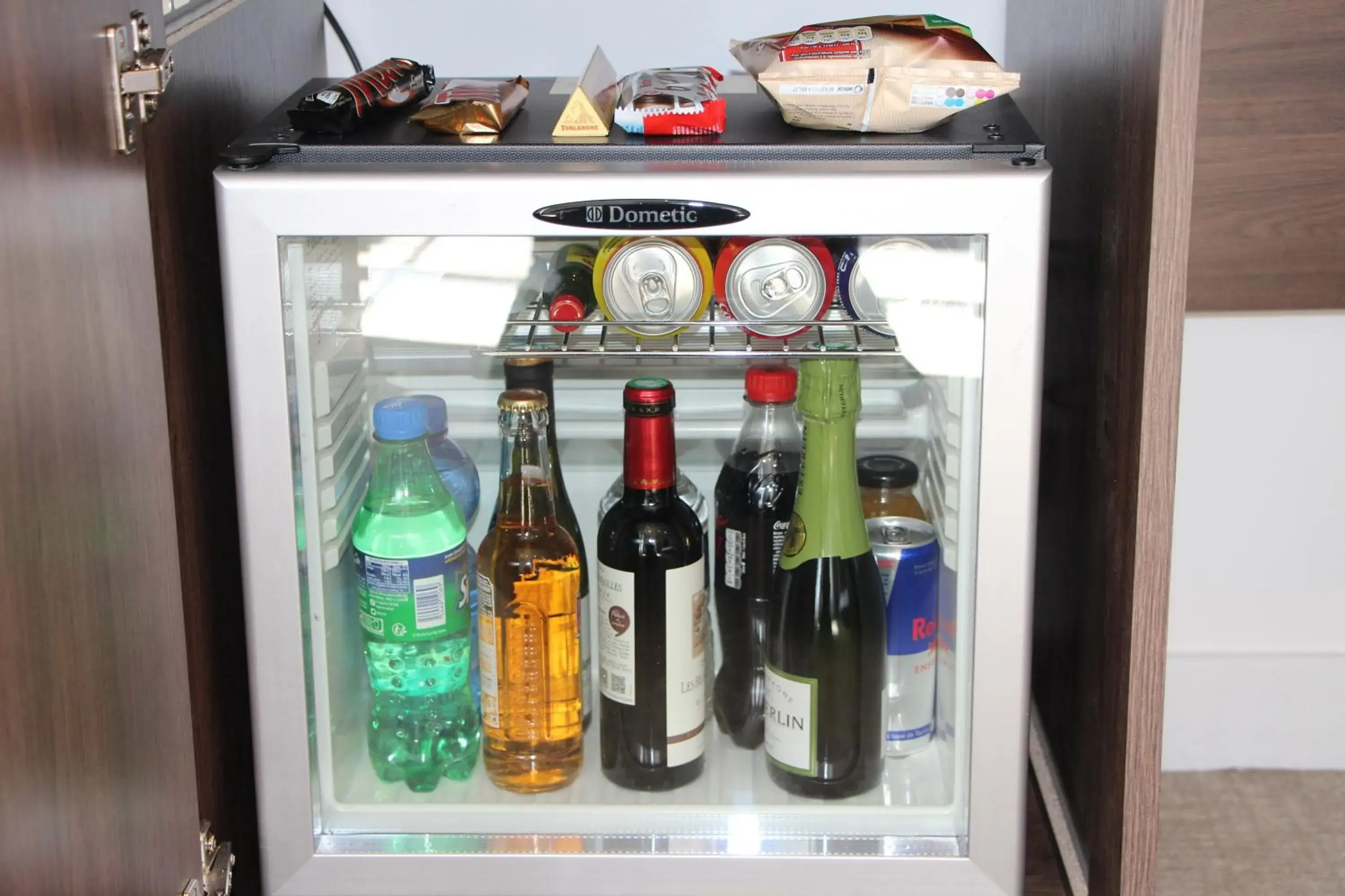 Standard Twin Room in Hôtel L'Esturgeon Standard Twin Room in Hôtel L'Esturgeon