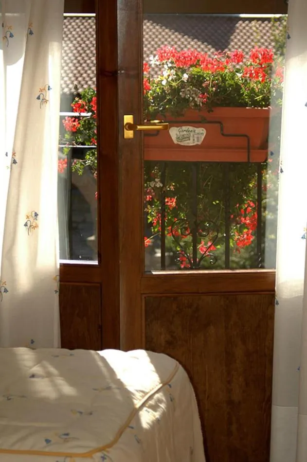 Bedroom, Bed in Hotel Restaurante Santa Elena