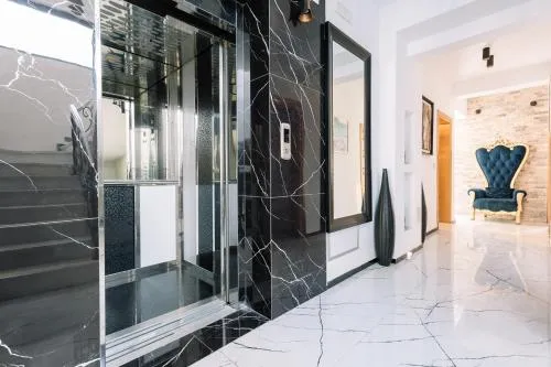 Hotel Platinum Lux