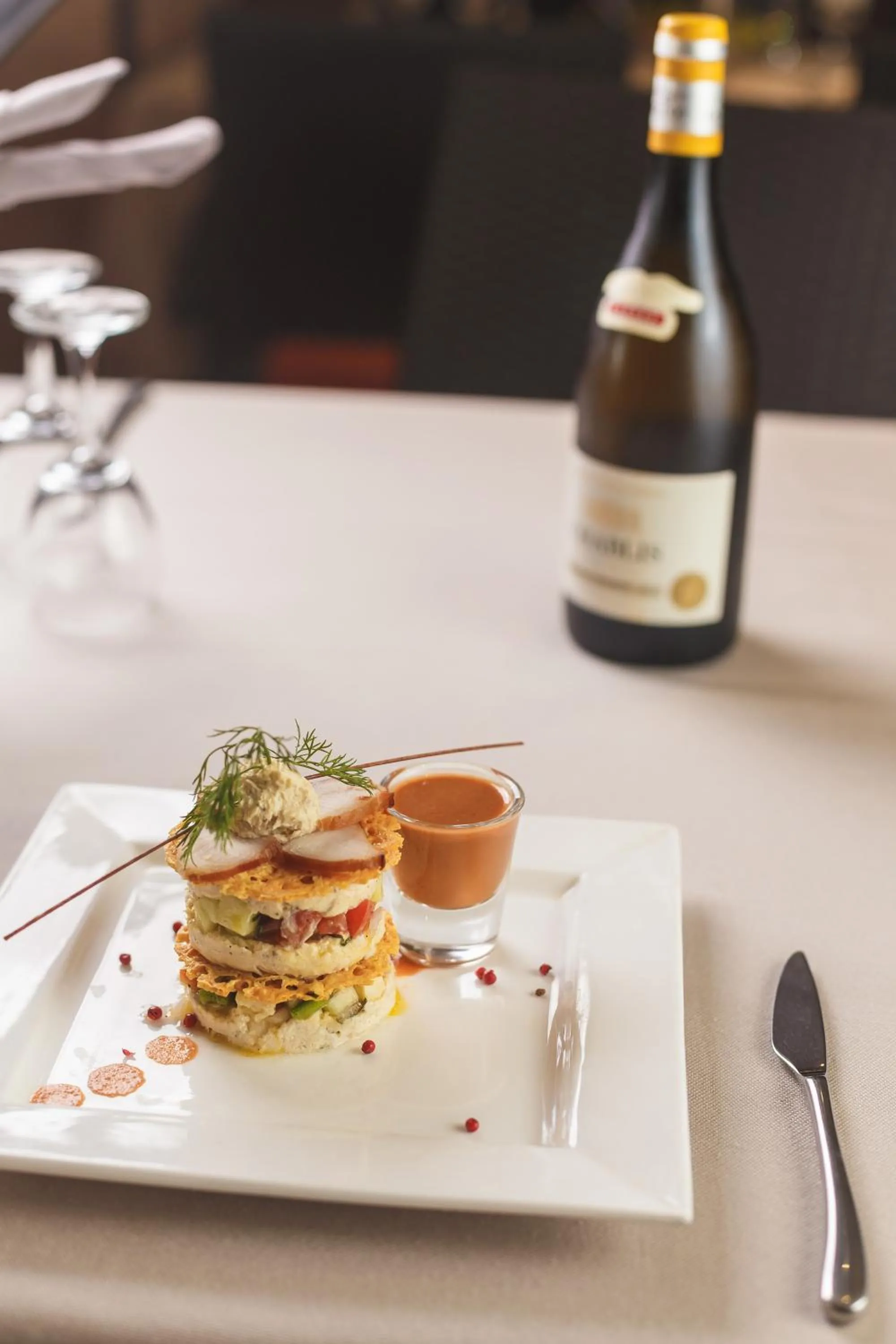 Restaurant/places to eat in Le Grand Mellis Hôtel & Spa