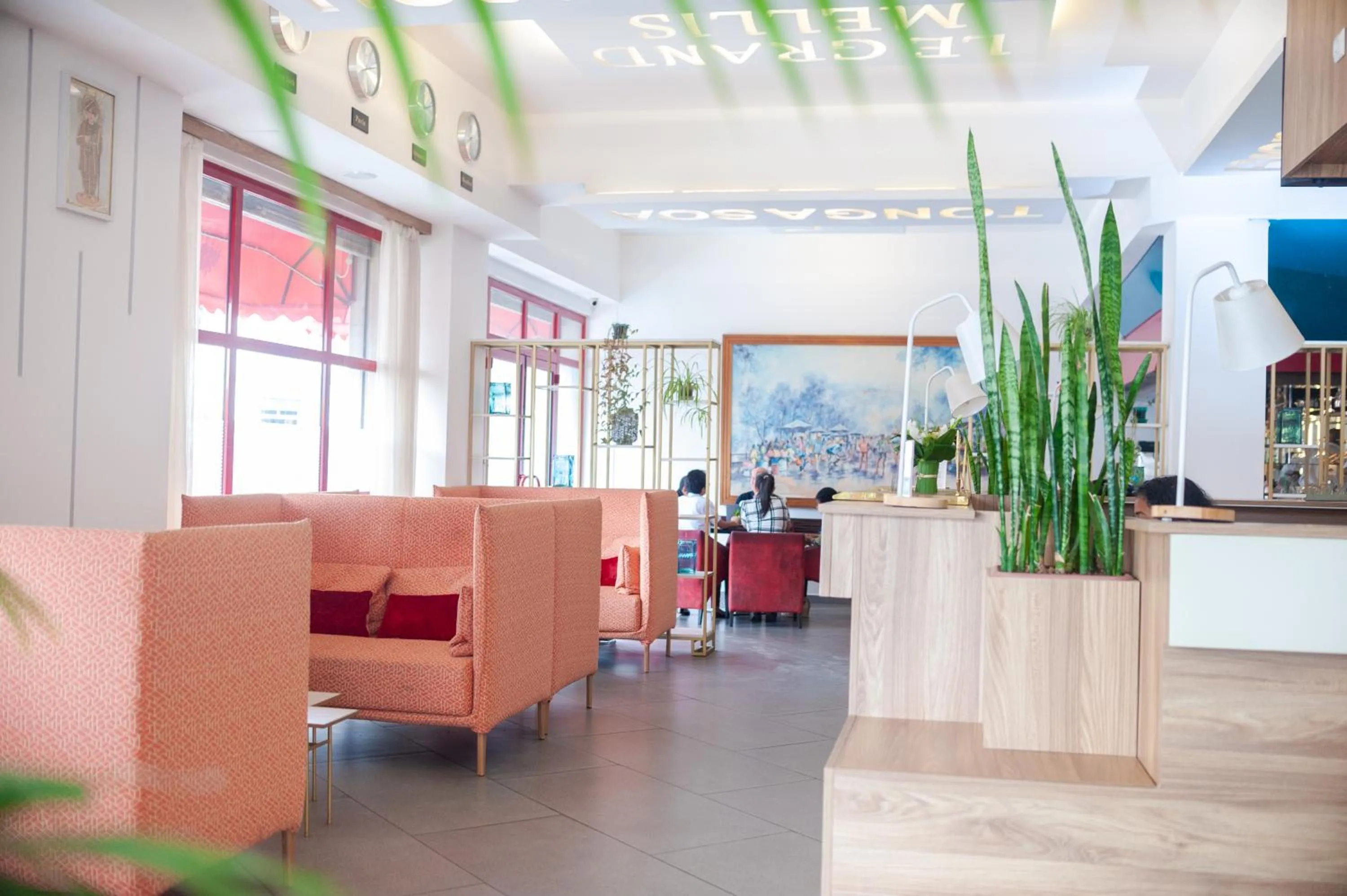 Lobby or reception in Le Grand Mellis Hôtel & Spa