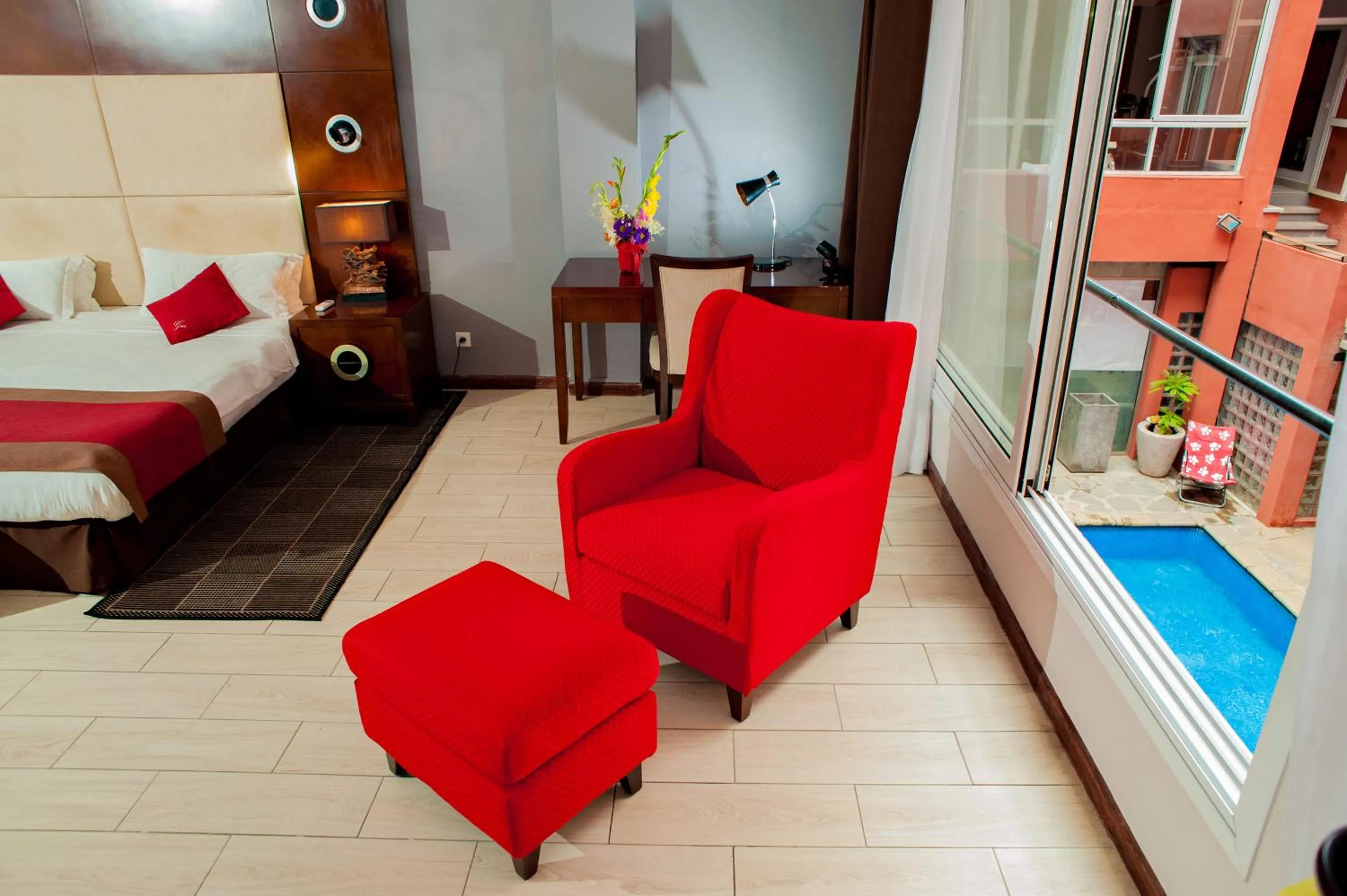 Photo of the whole room, Bed in Le Grand Mellis Hôtel & Spa