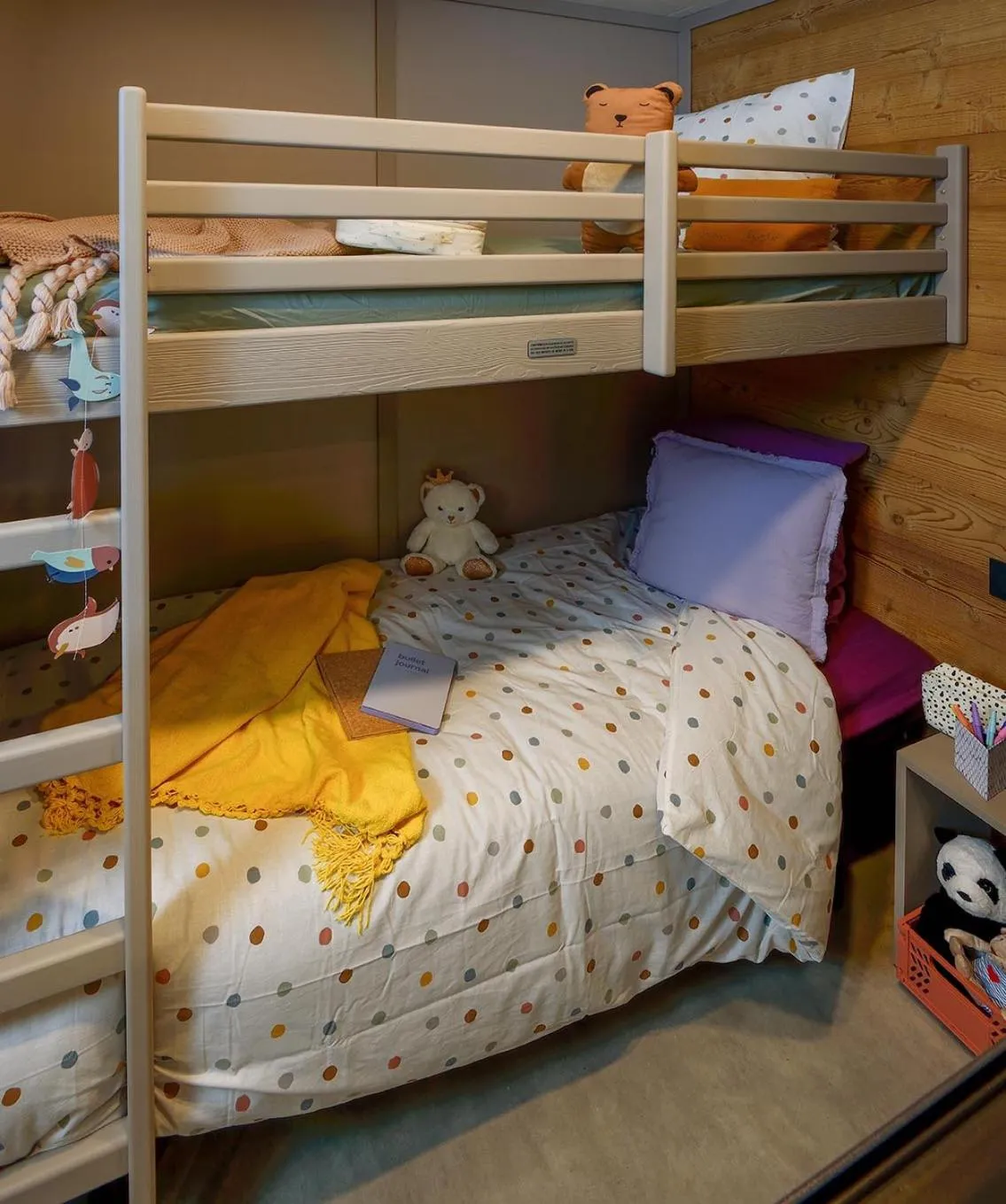 children in Les Chalets du Périgord