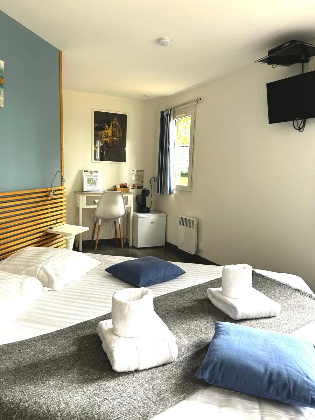 TV and multimedia in Les Chalets du Périgord