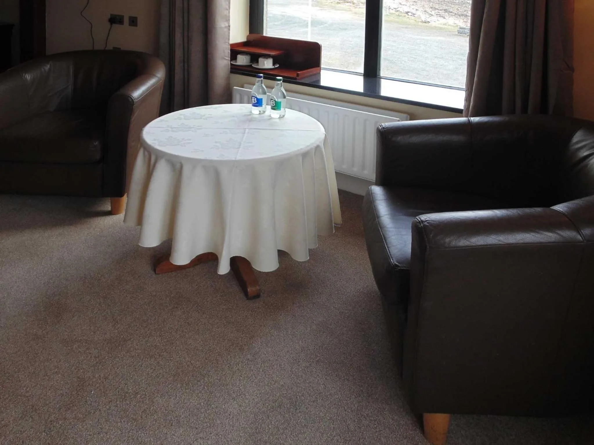 Seating area in Óstán Oileán Acla