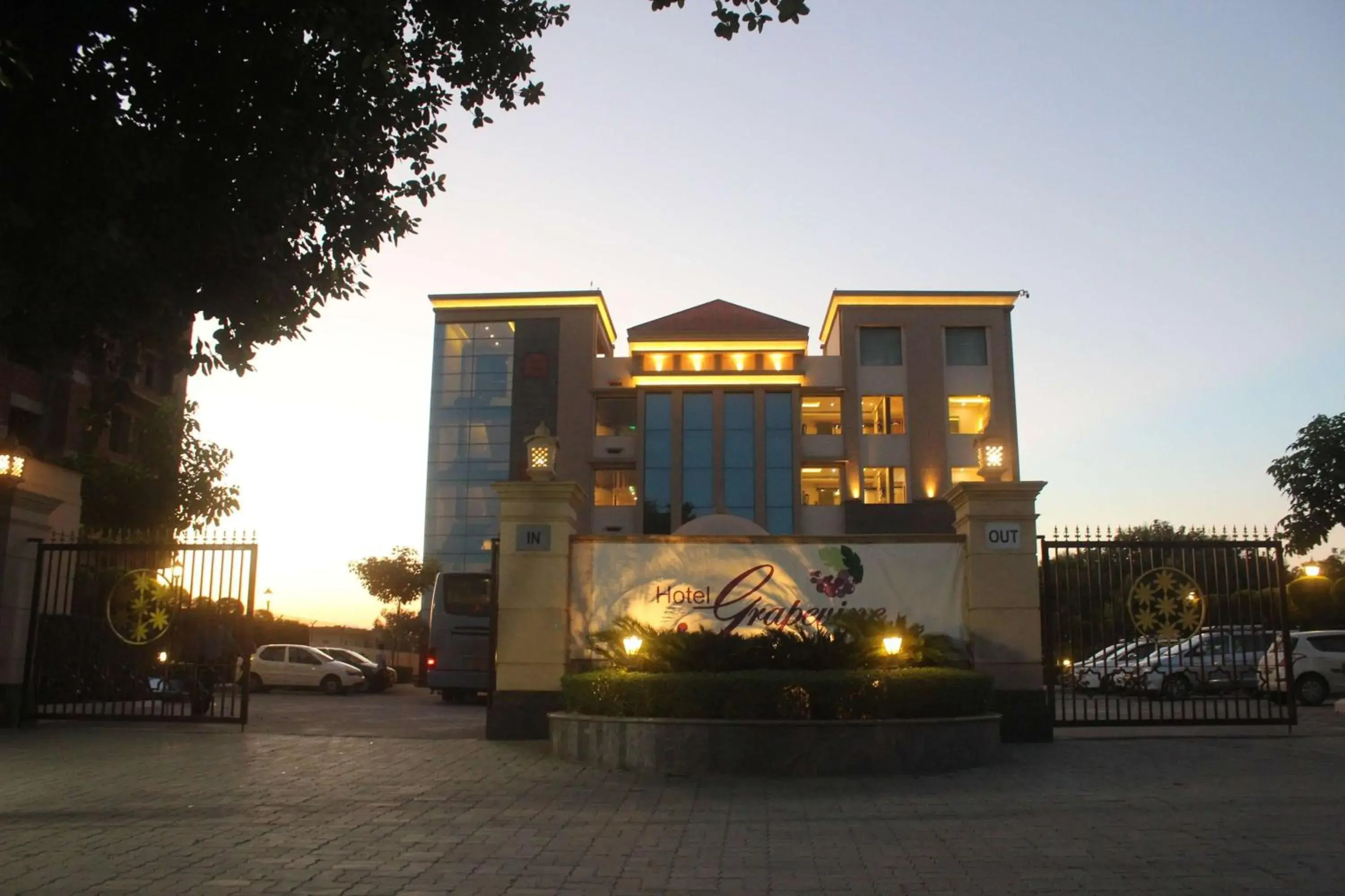 Property building in Ramada by Wyndham Varanasi Katesar Property building in Ramada by Wyndham Varanasi Katesar