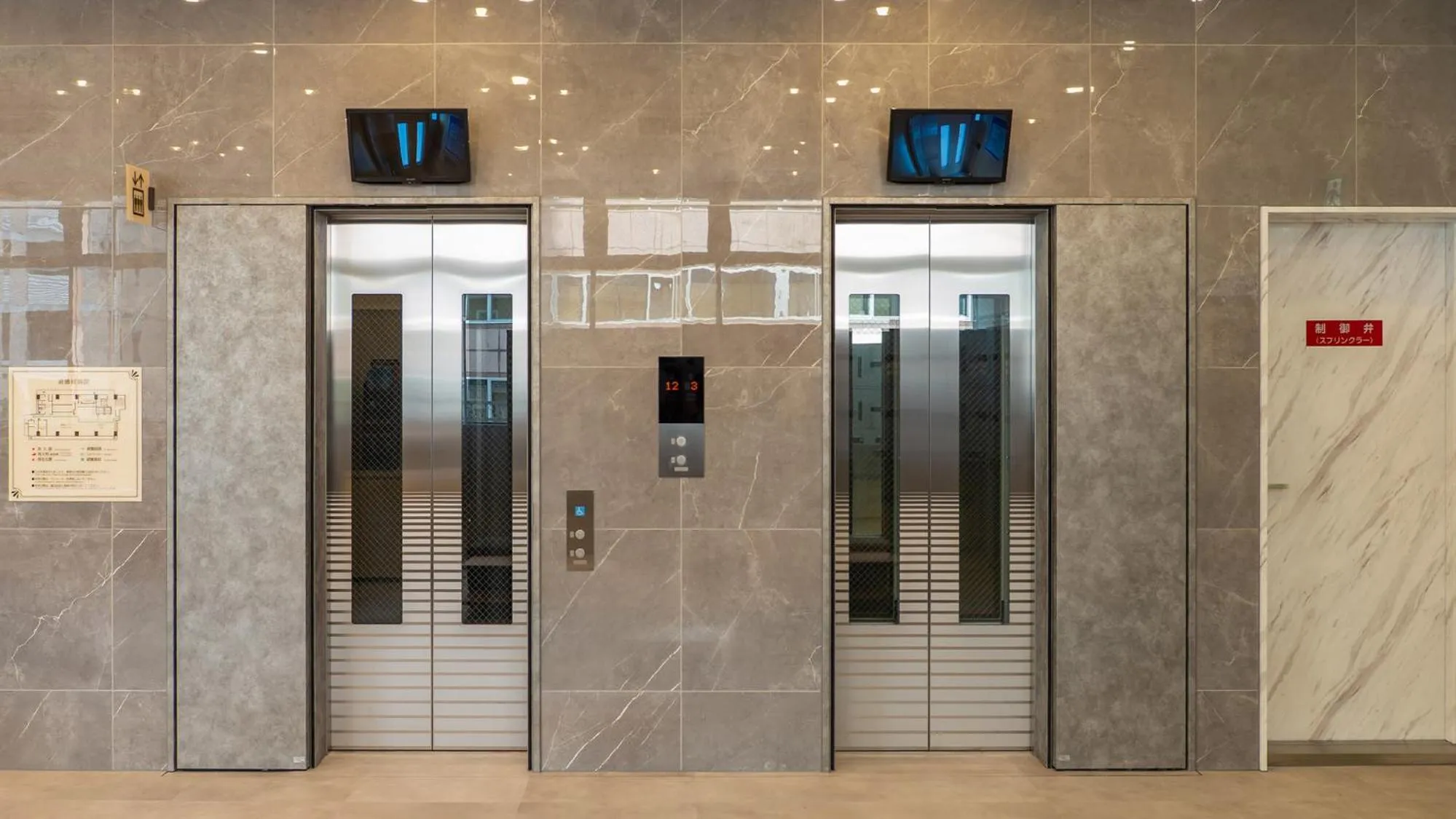 elevator in Toyoko Inn Kobe Sannomiya Ekimae