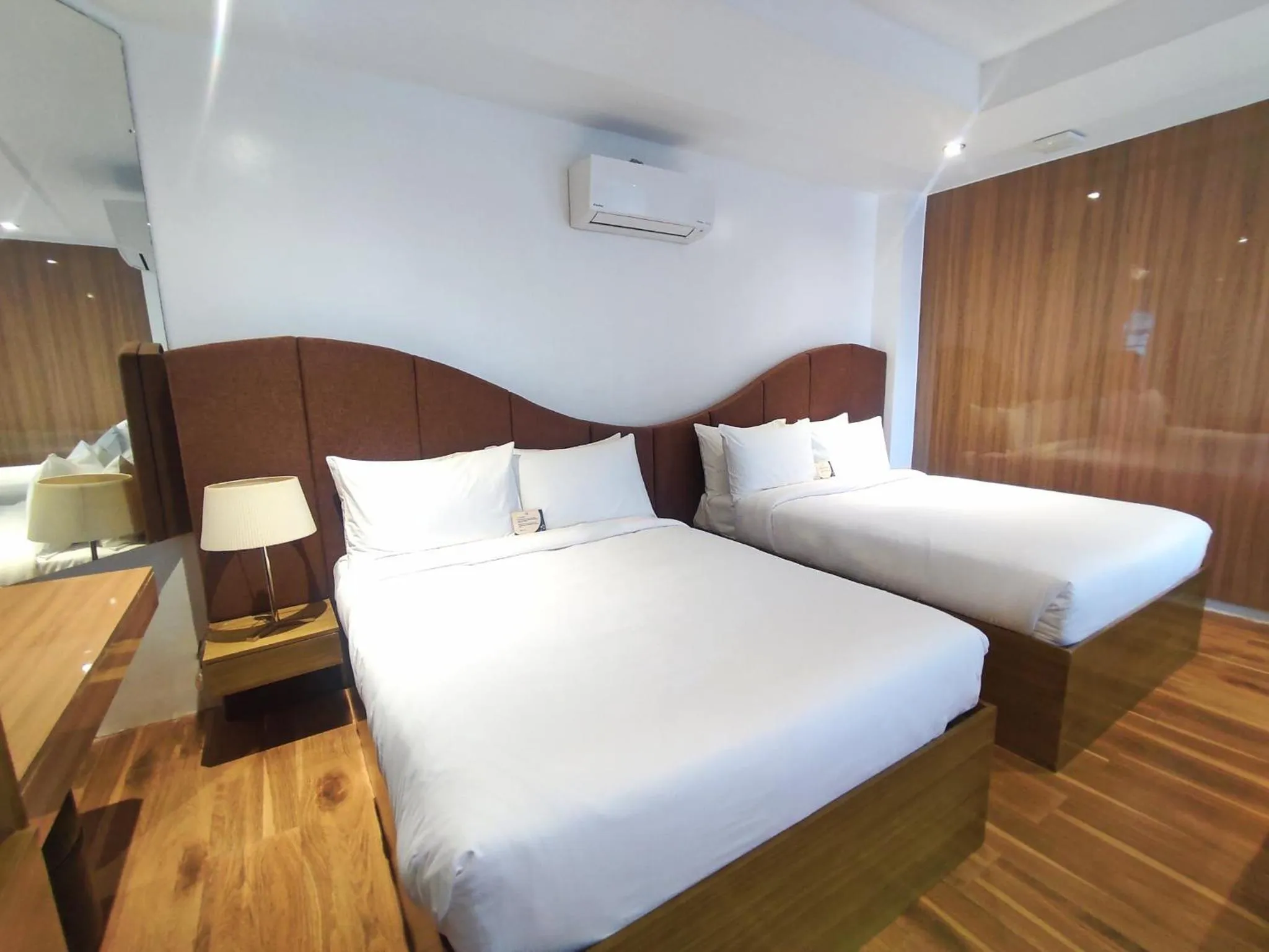 Bed in Villa Isabel Hotel