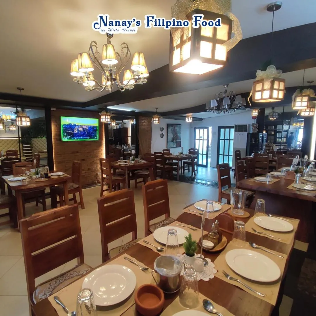 Restaurant/places to eat in Villa Isabel Hotel