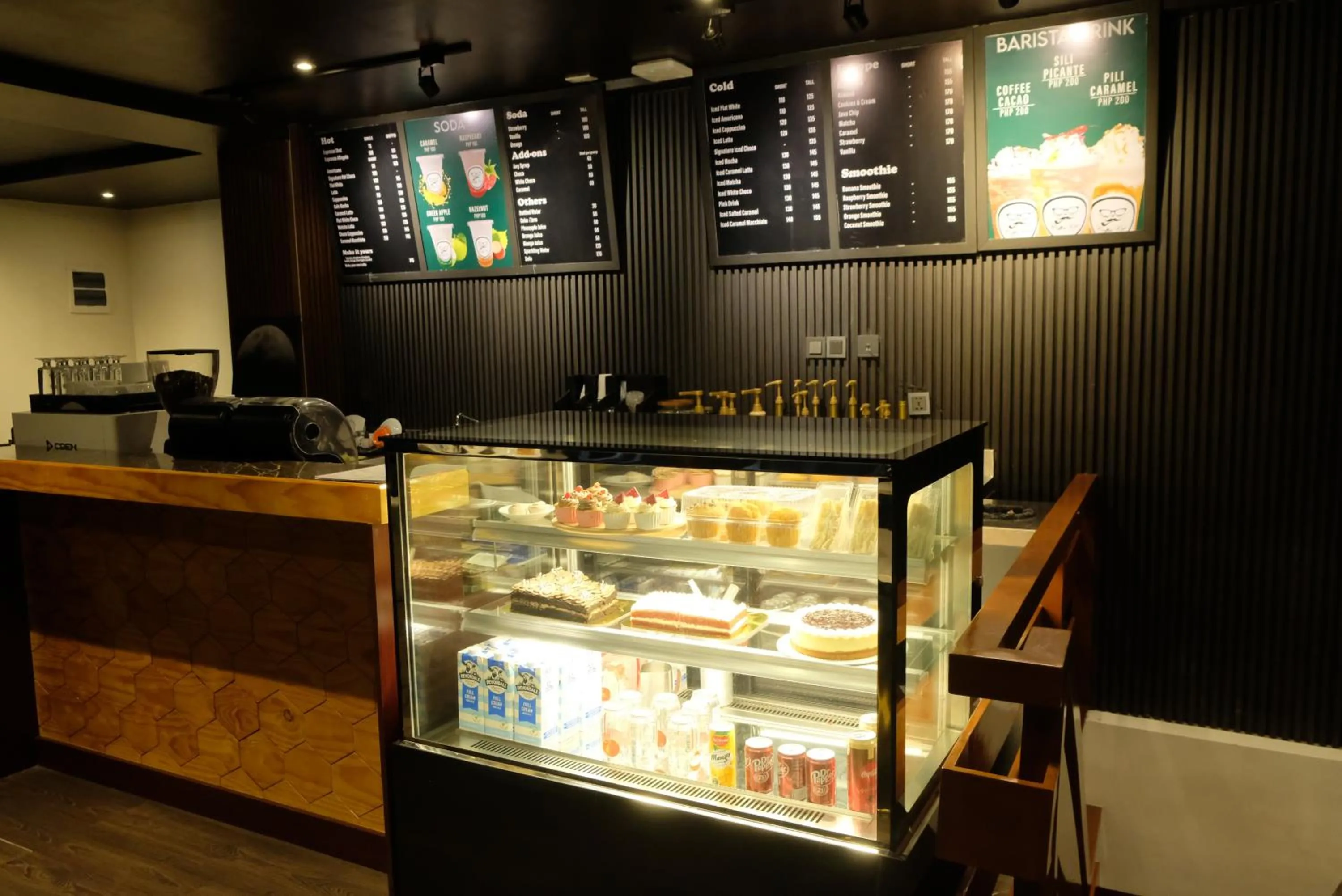 Restaurant/places to eat in Villa Isabel Hotel