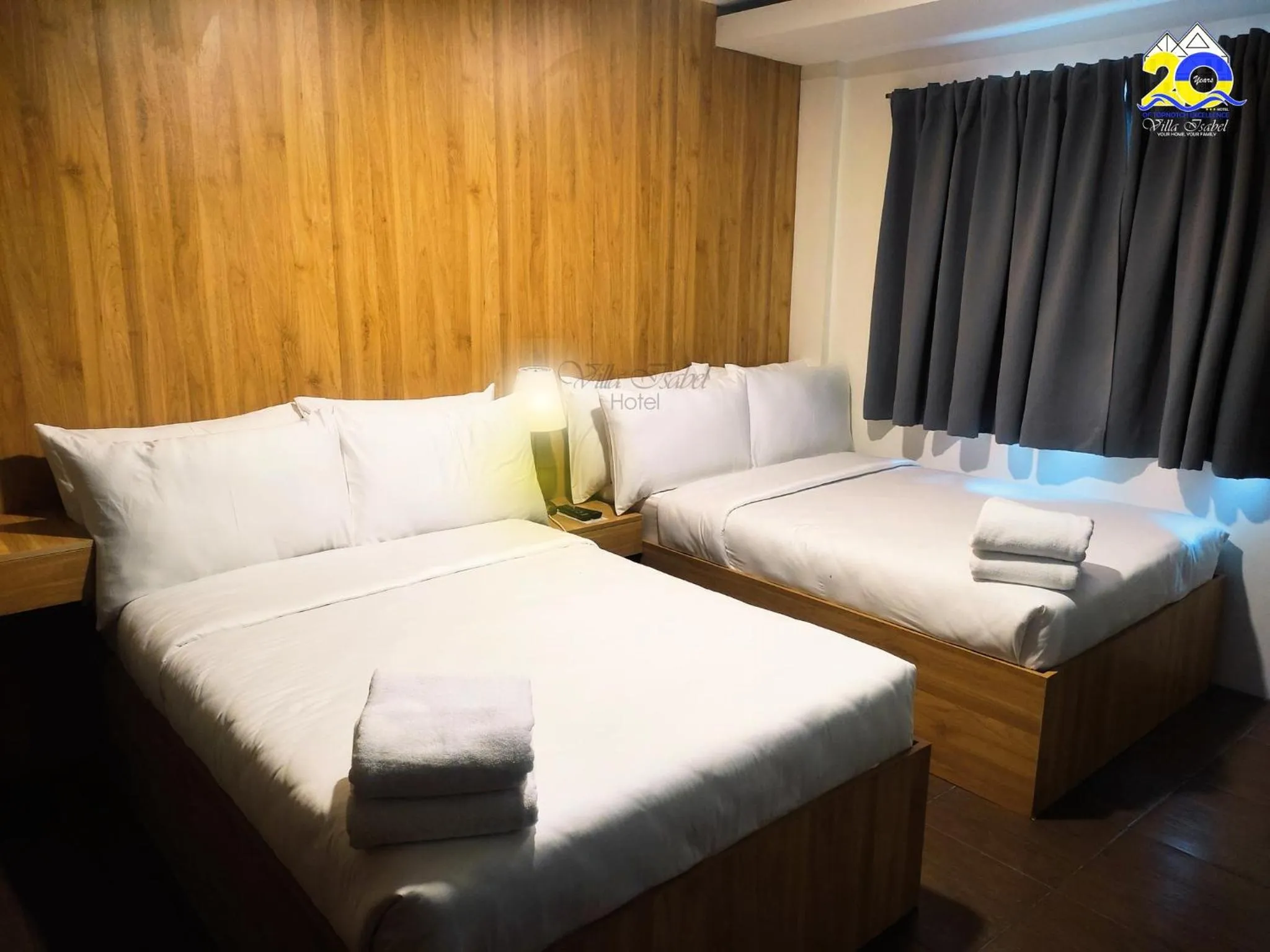 Bed in Villa Isabel Hotel