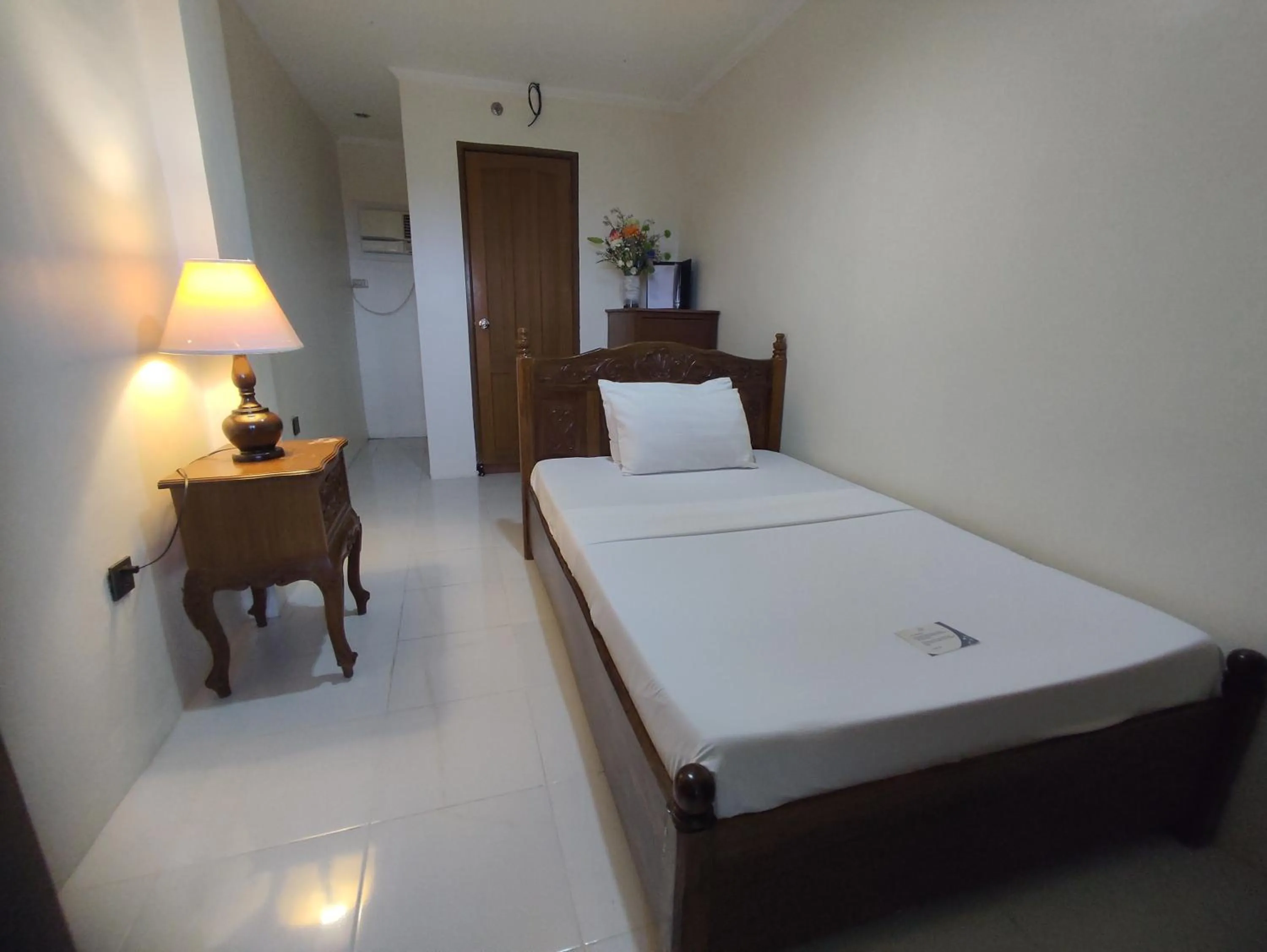 Bed in Villa Isabel Hotel