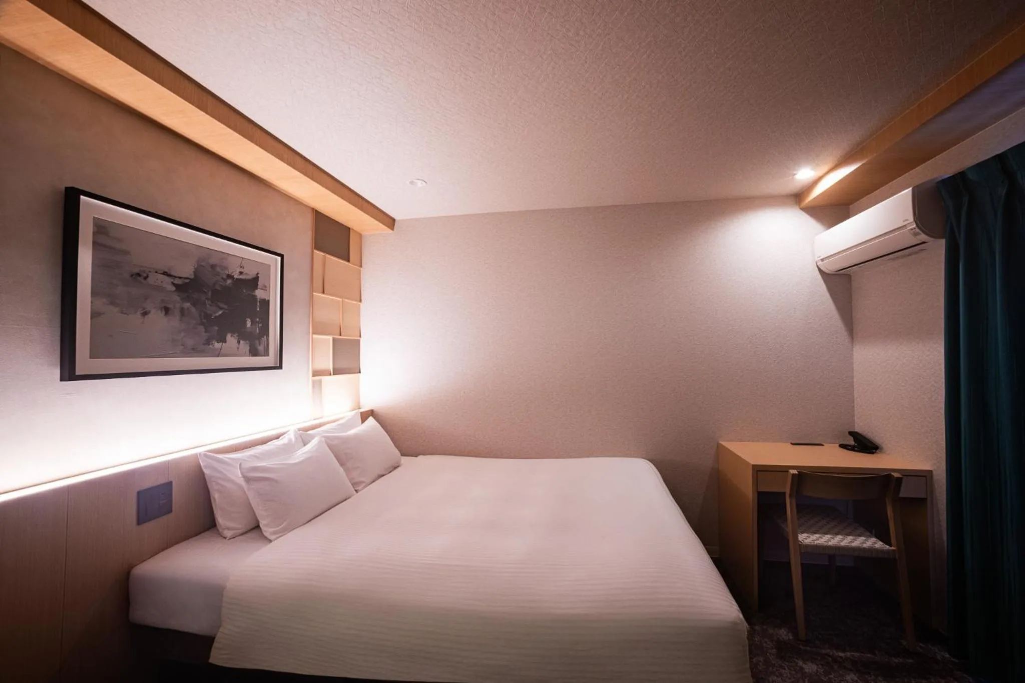 Photo of the whole room, Bed in Rinn Kyoto Gion Shinbashi